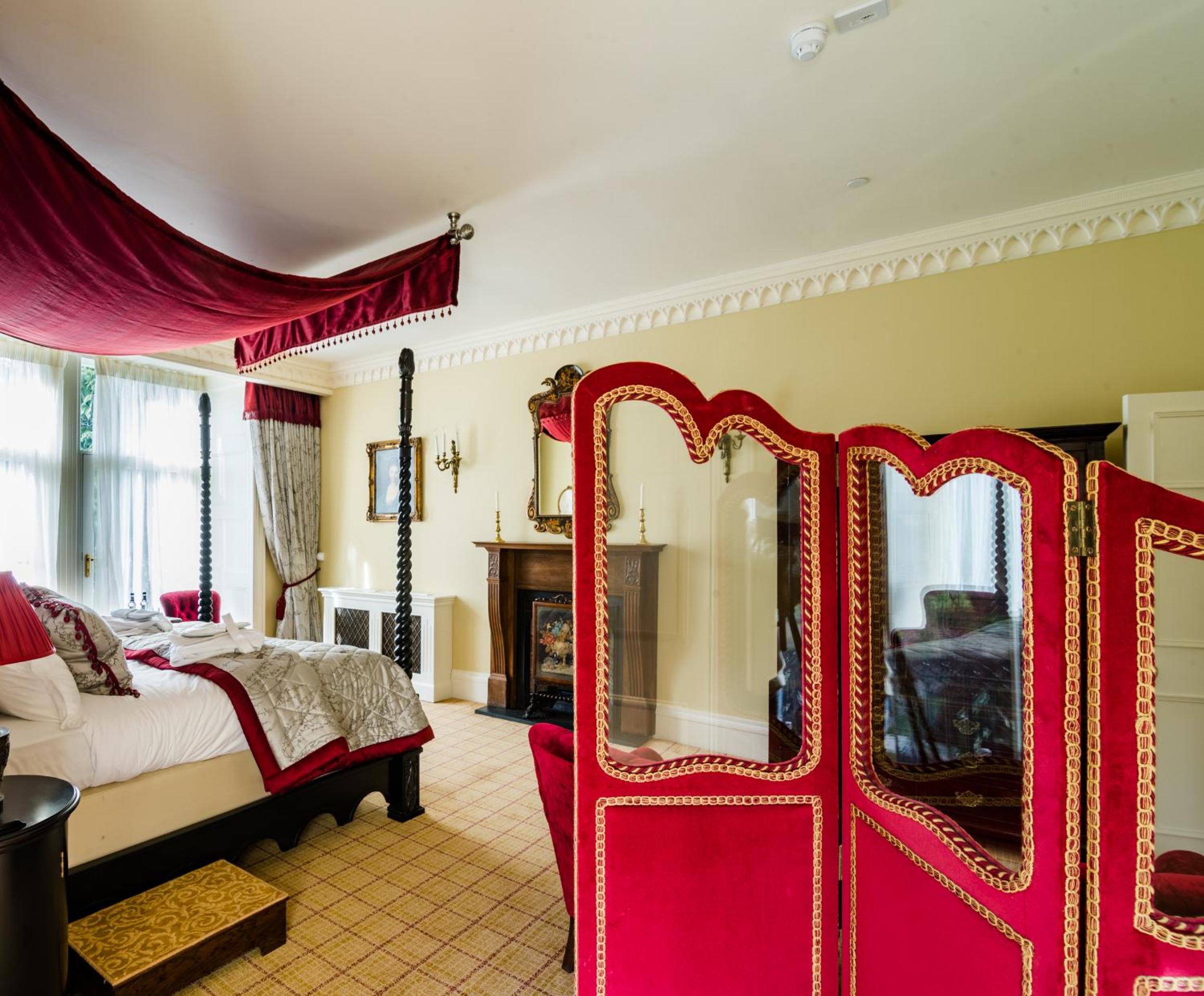 Castle Tower Suite