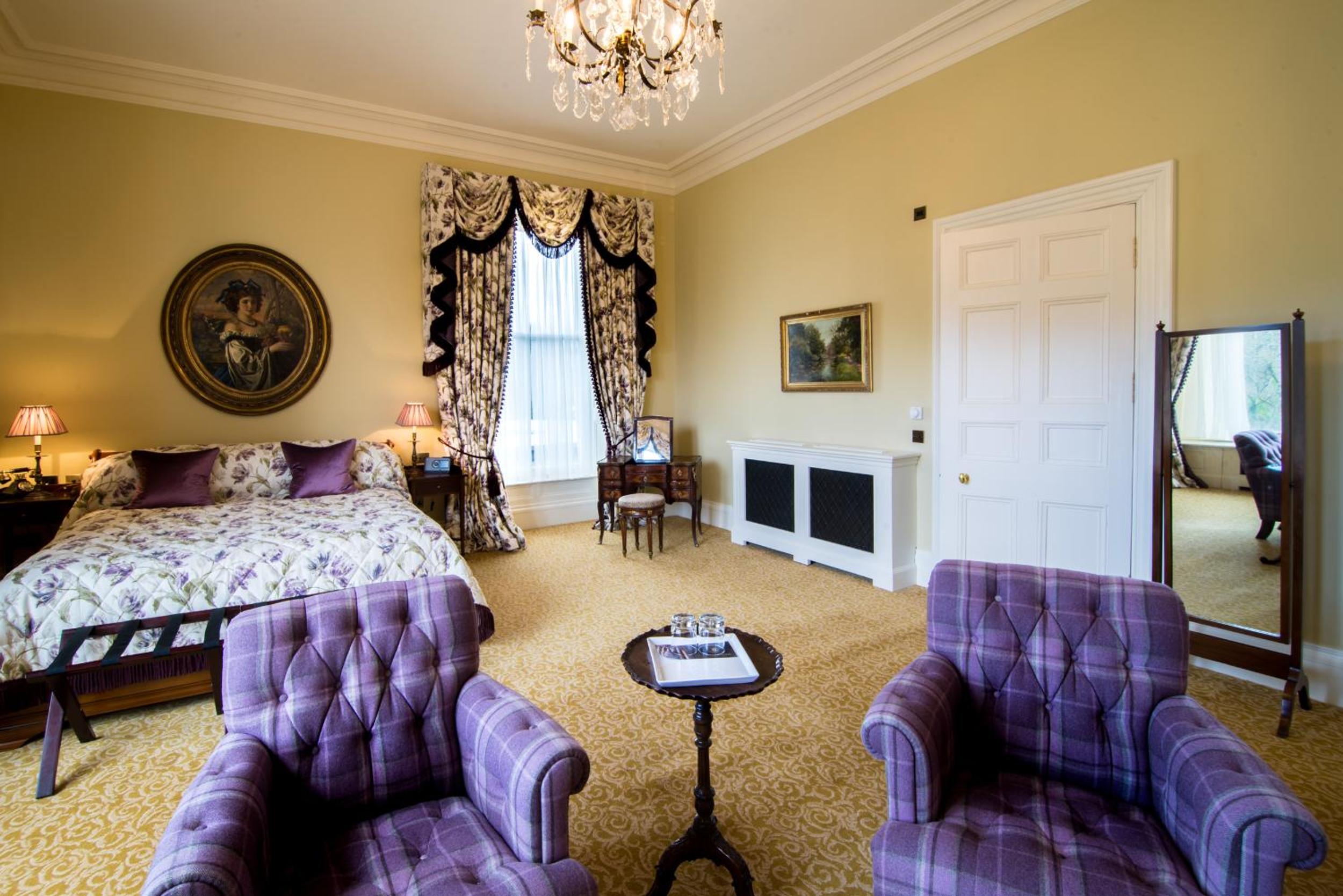 Castle Large Double Room photo 3