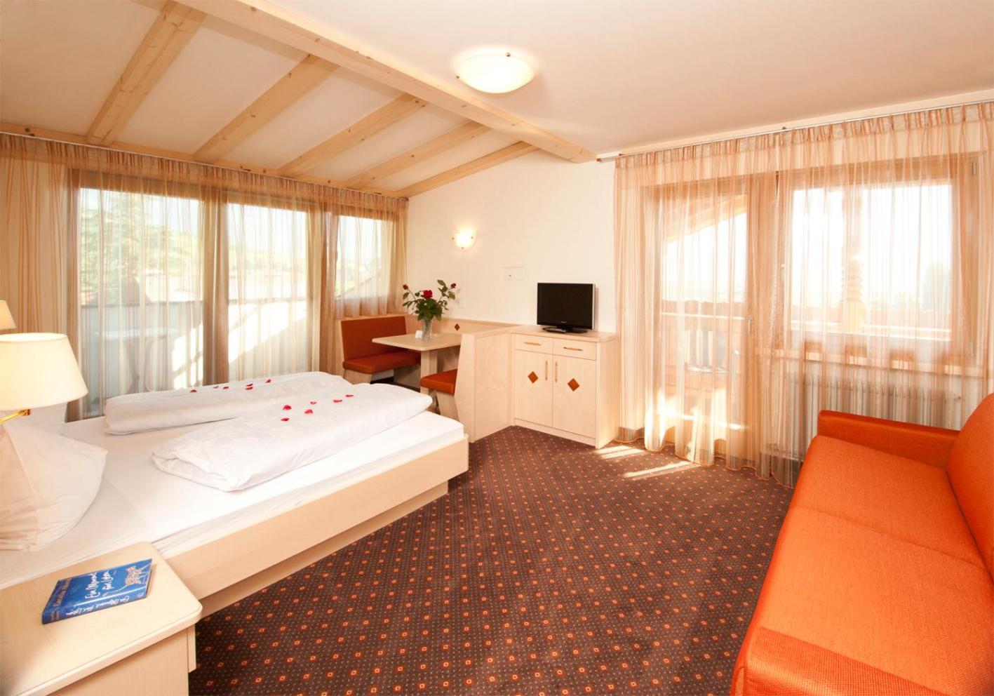 Large Double Room