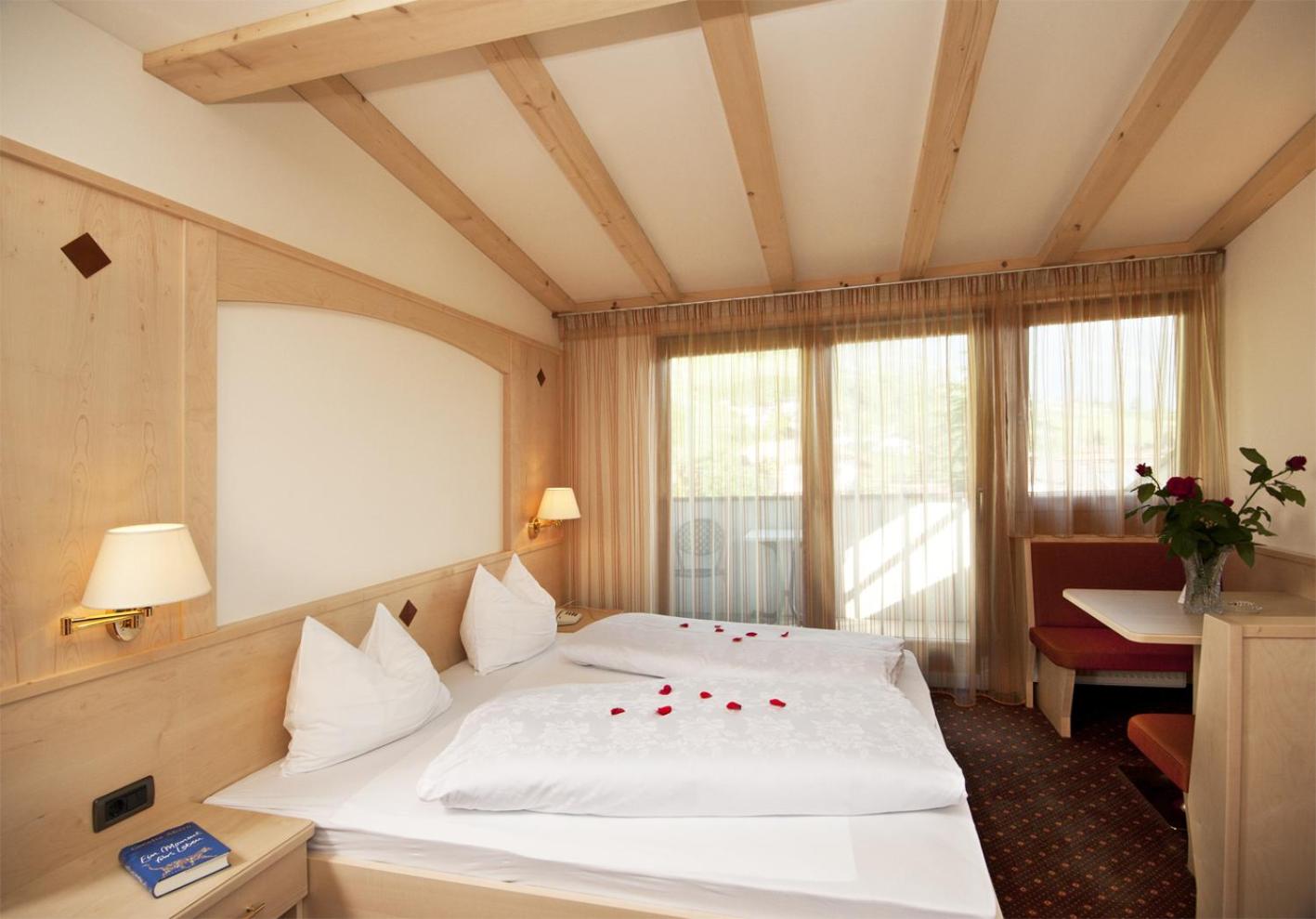 Large Double Room