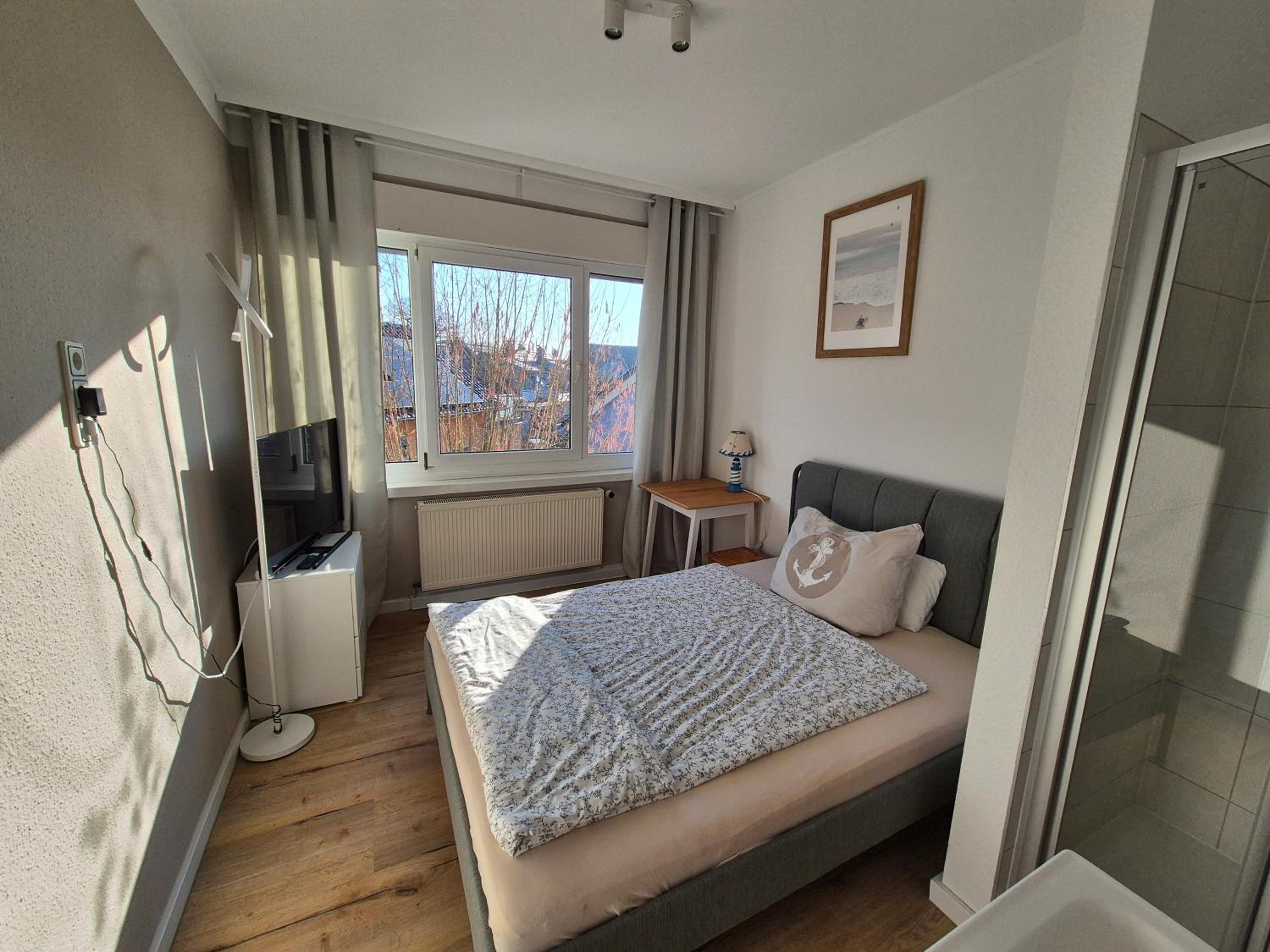 Small Double Room photo 2