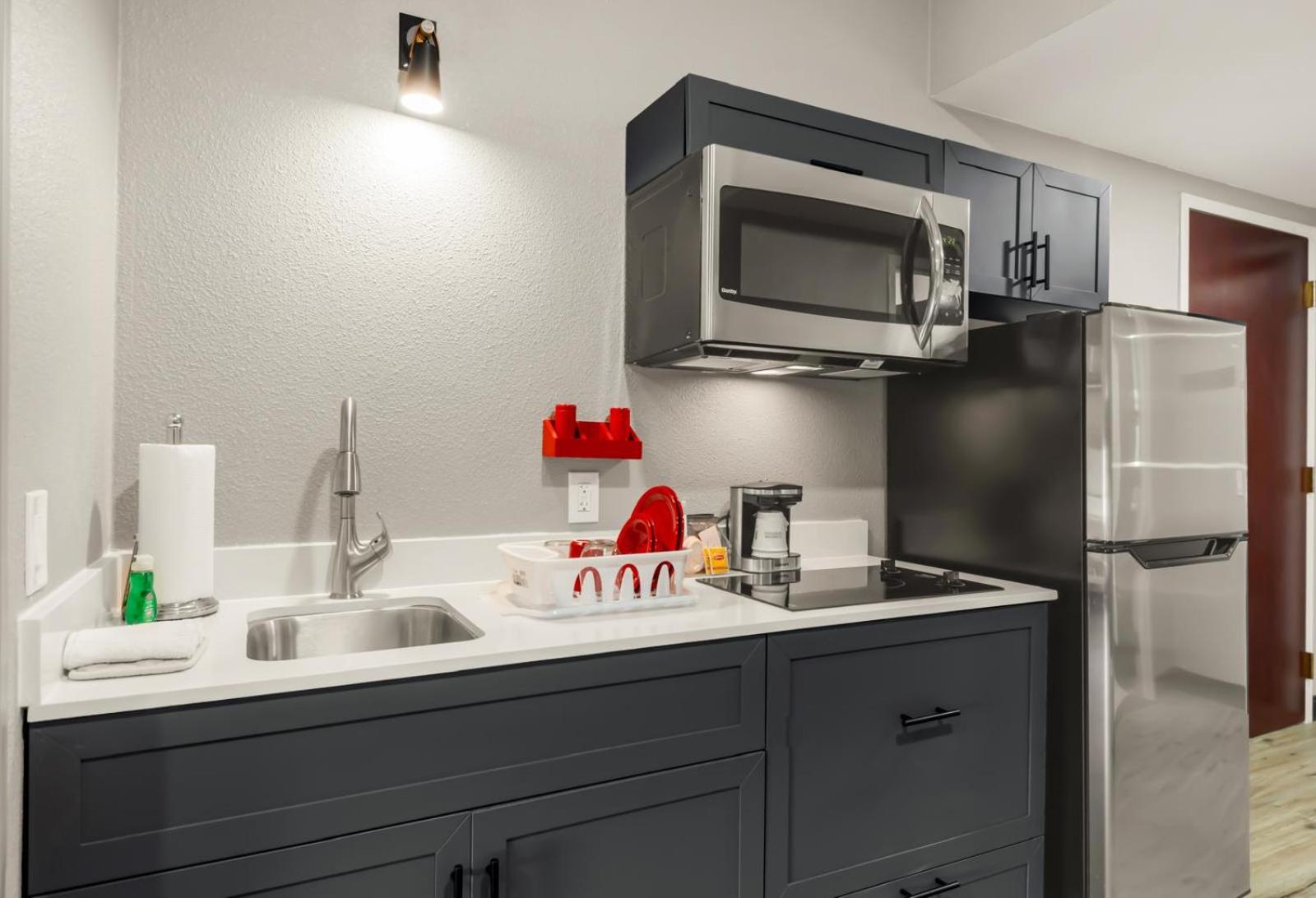 Studio Suite with One King Bed and Full Kitchenette - Non-Smoking - Photo 3