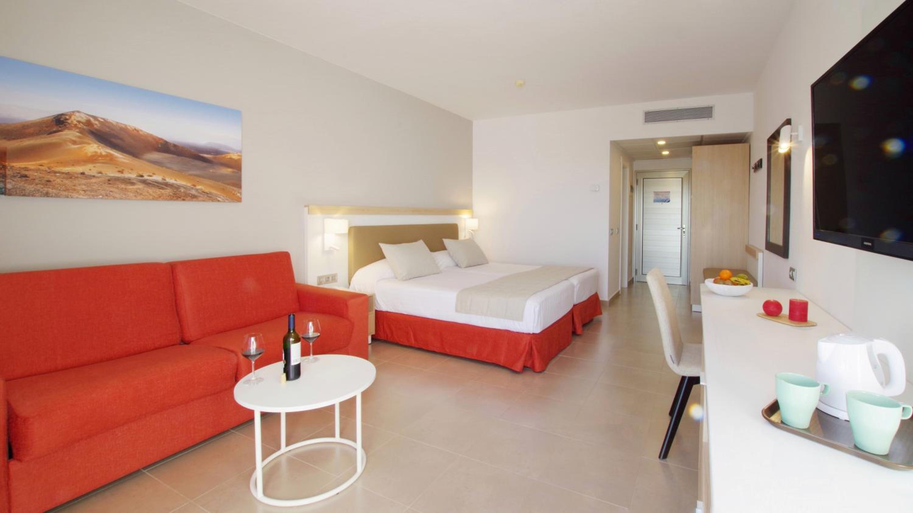 Twin Room Side Sea View (2 Adults + 1 Child)