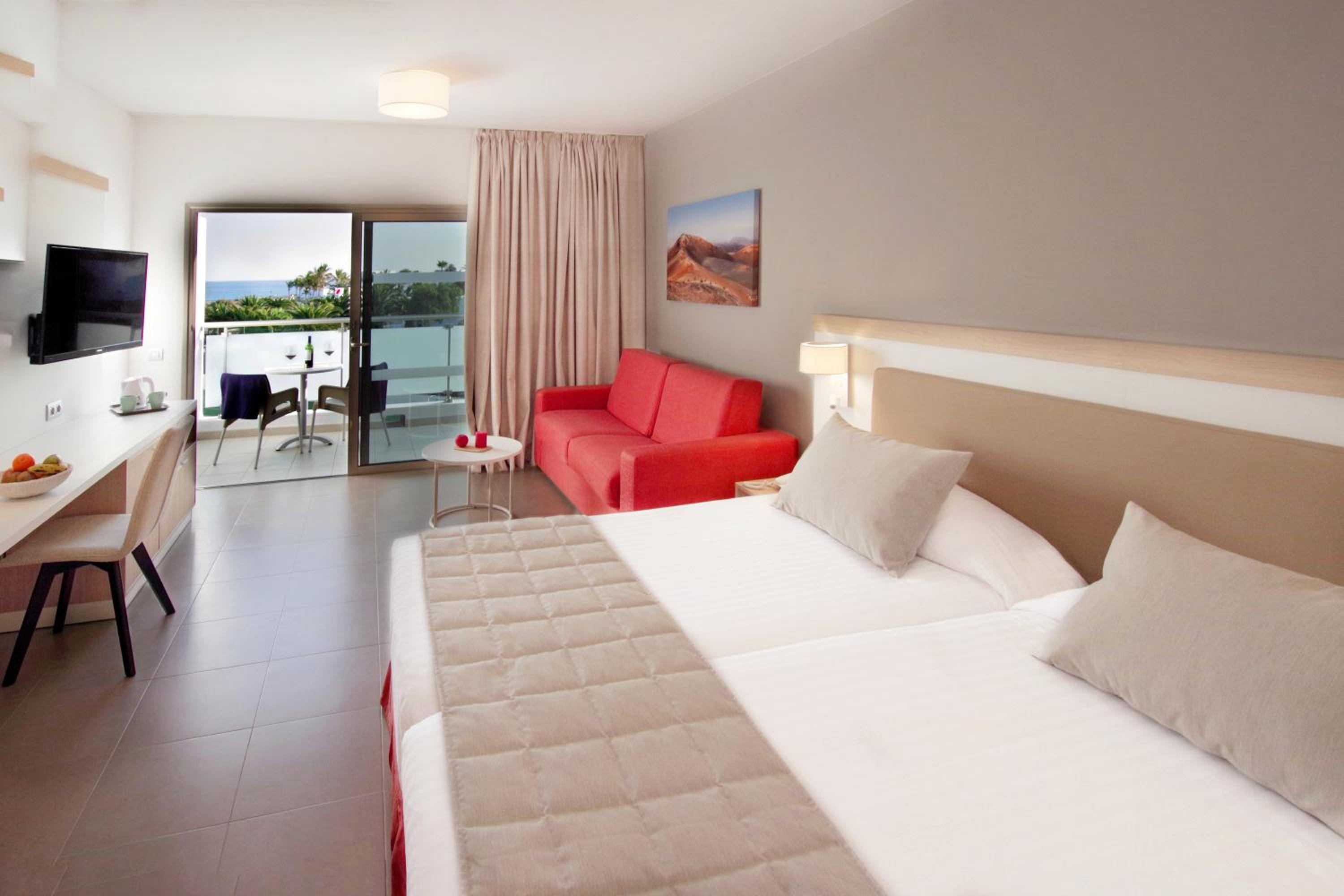 Twin Room Side Sea View (2 Adults + 1 Child)