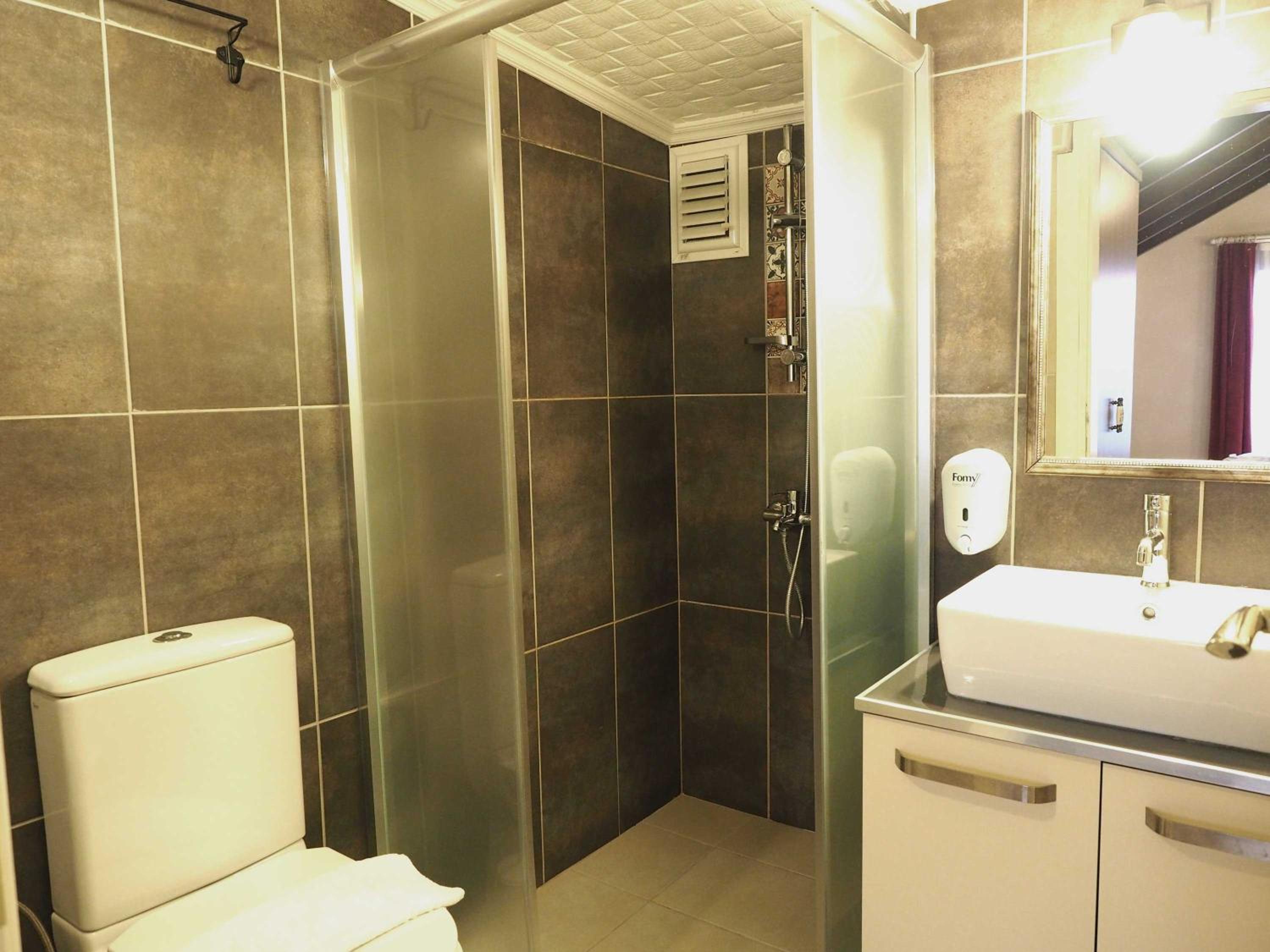 Deluxe Twin Room photo 3