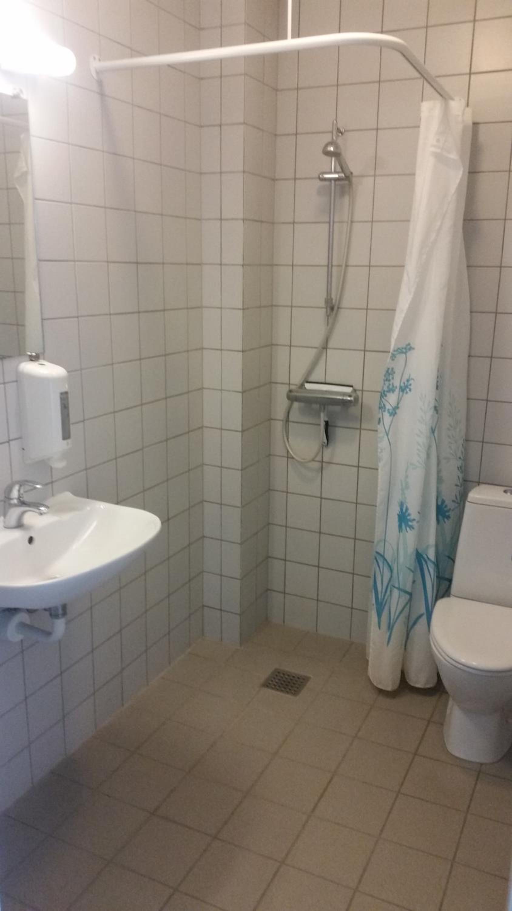 Hostel Room (4 Adults) photo 3