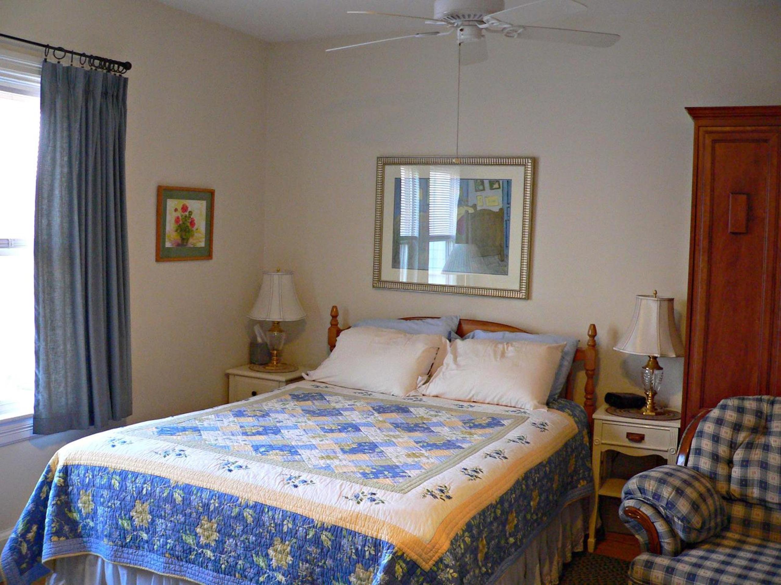 Queen and Twin Room