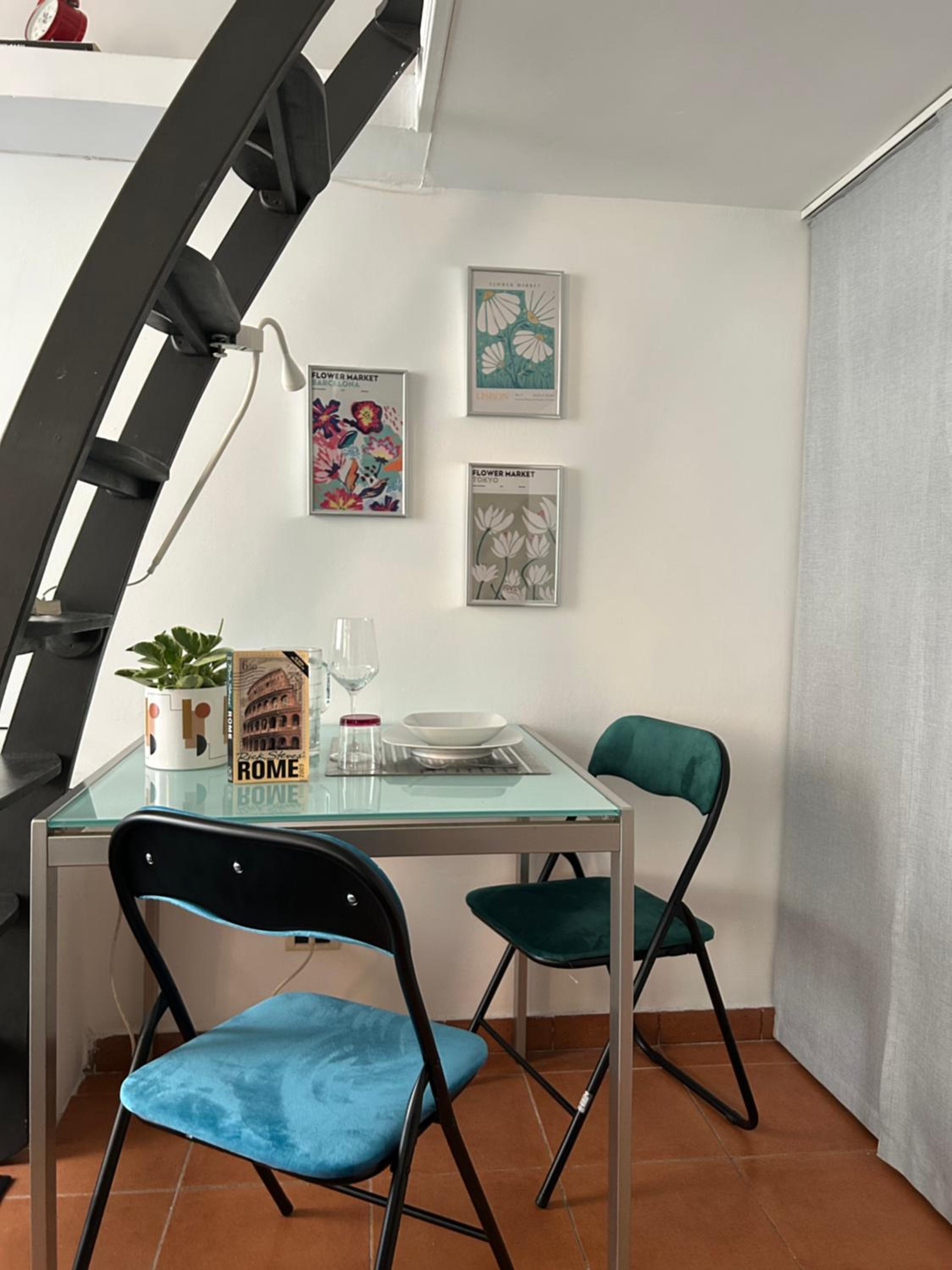Studio Apartment
