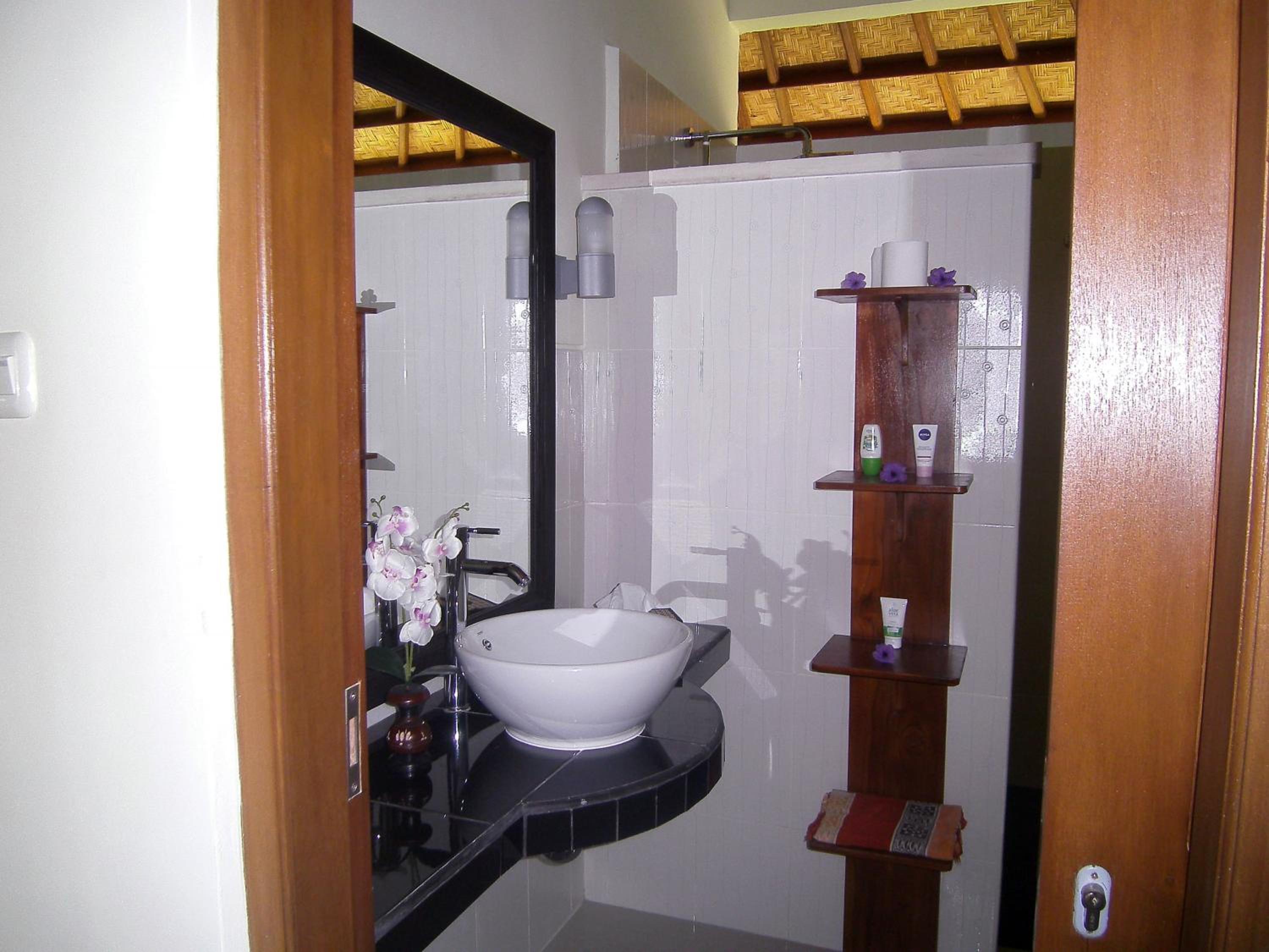 Double Room - Photo 18