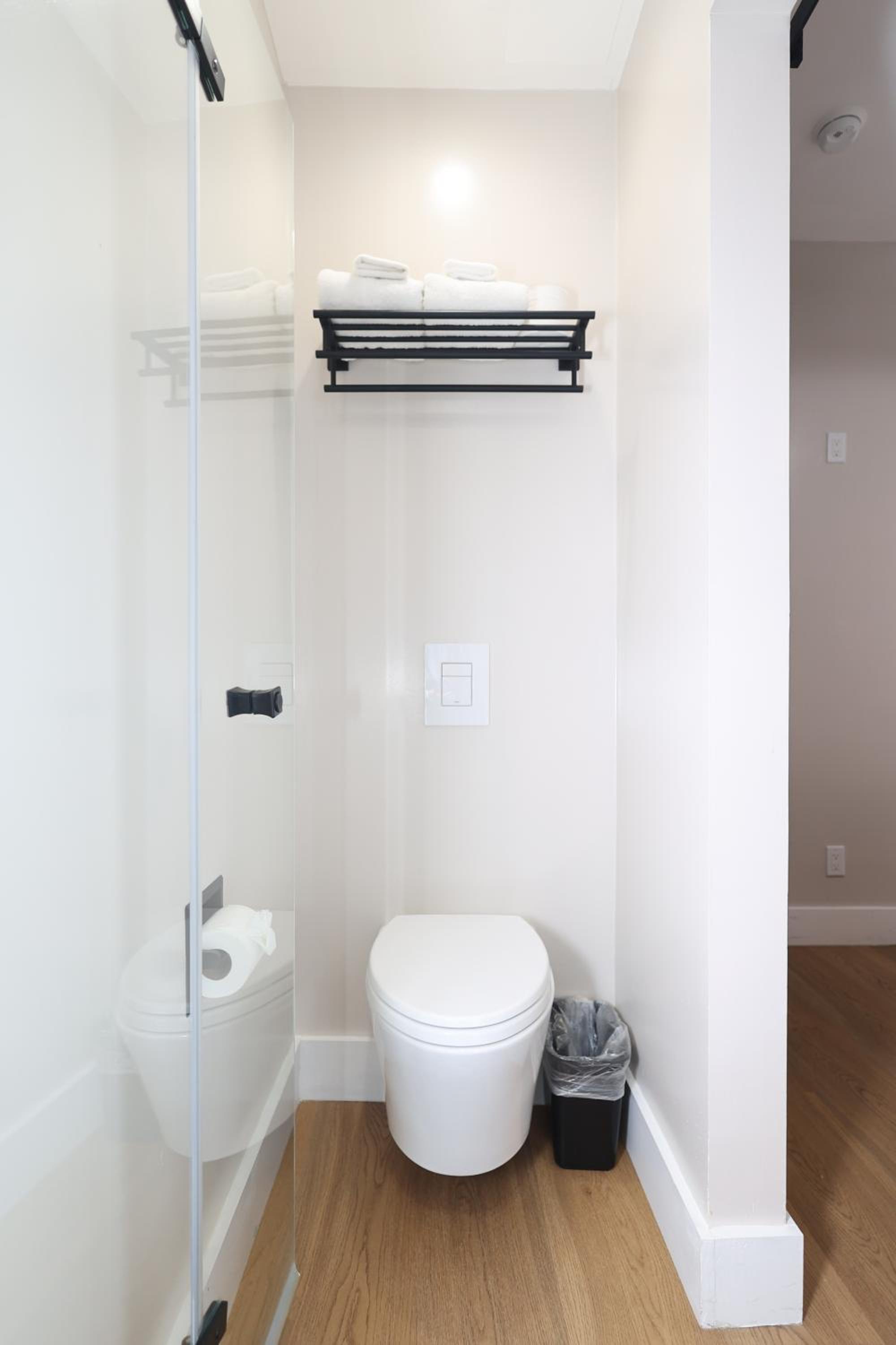 Double Room with Private Bathroom - Photo 7