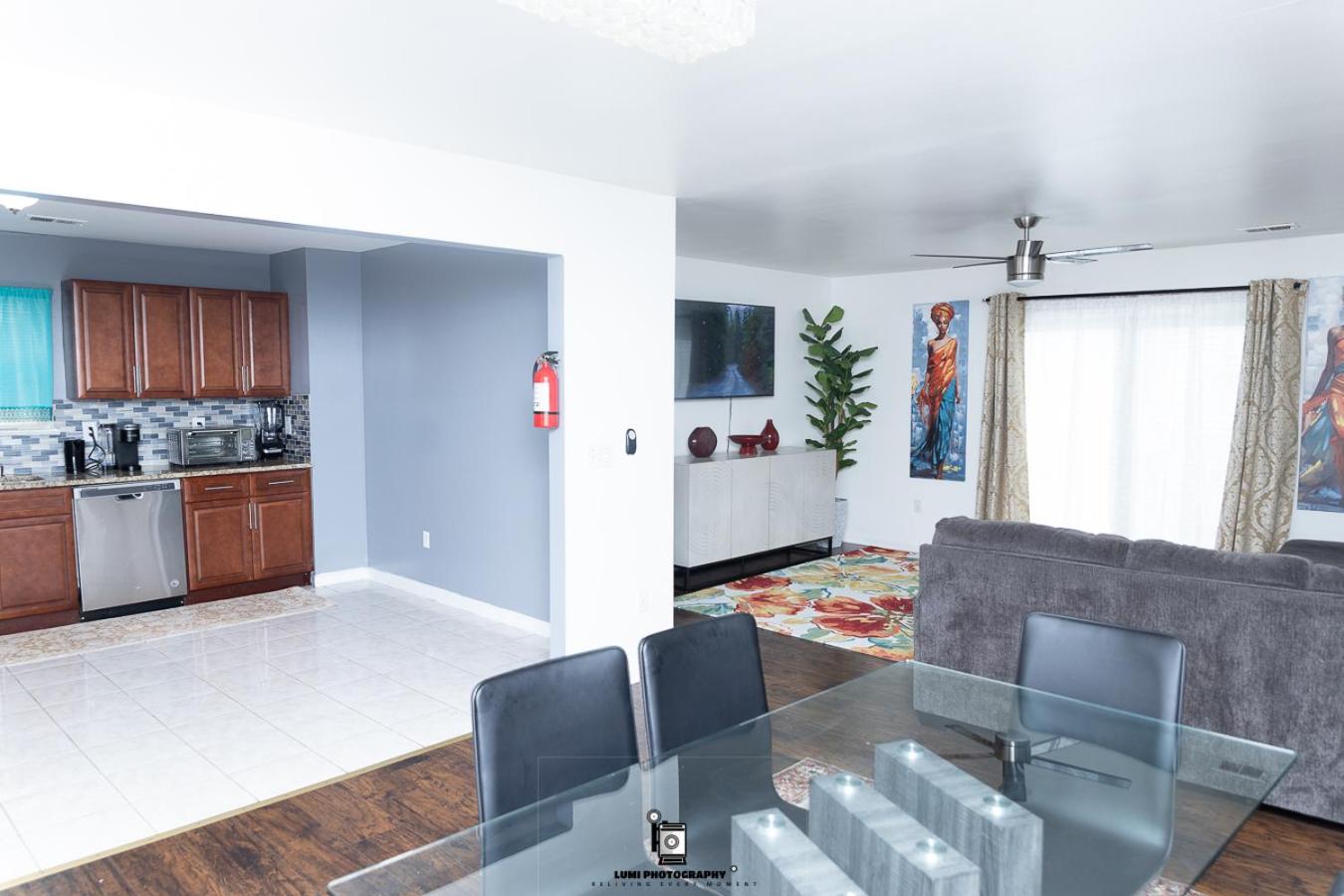 Three-Bedroom Deluxe Apartment photo 2