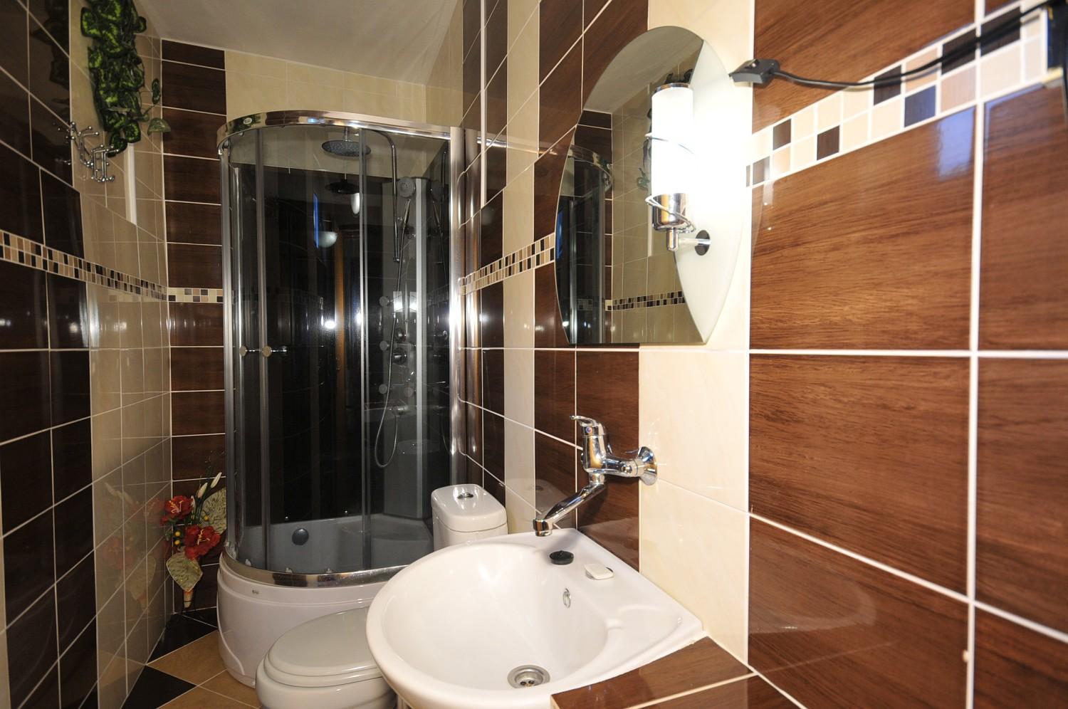 Budget Double Room - Photo 4