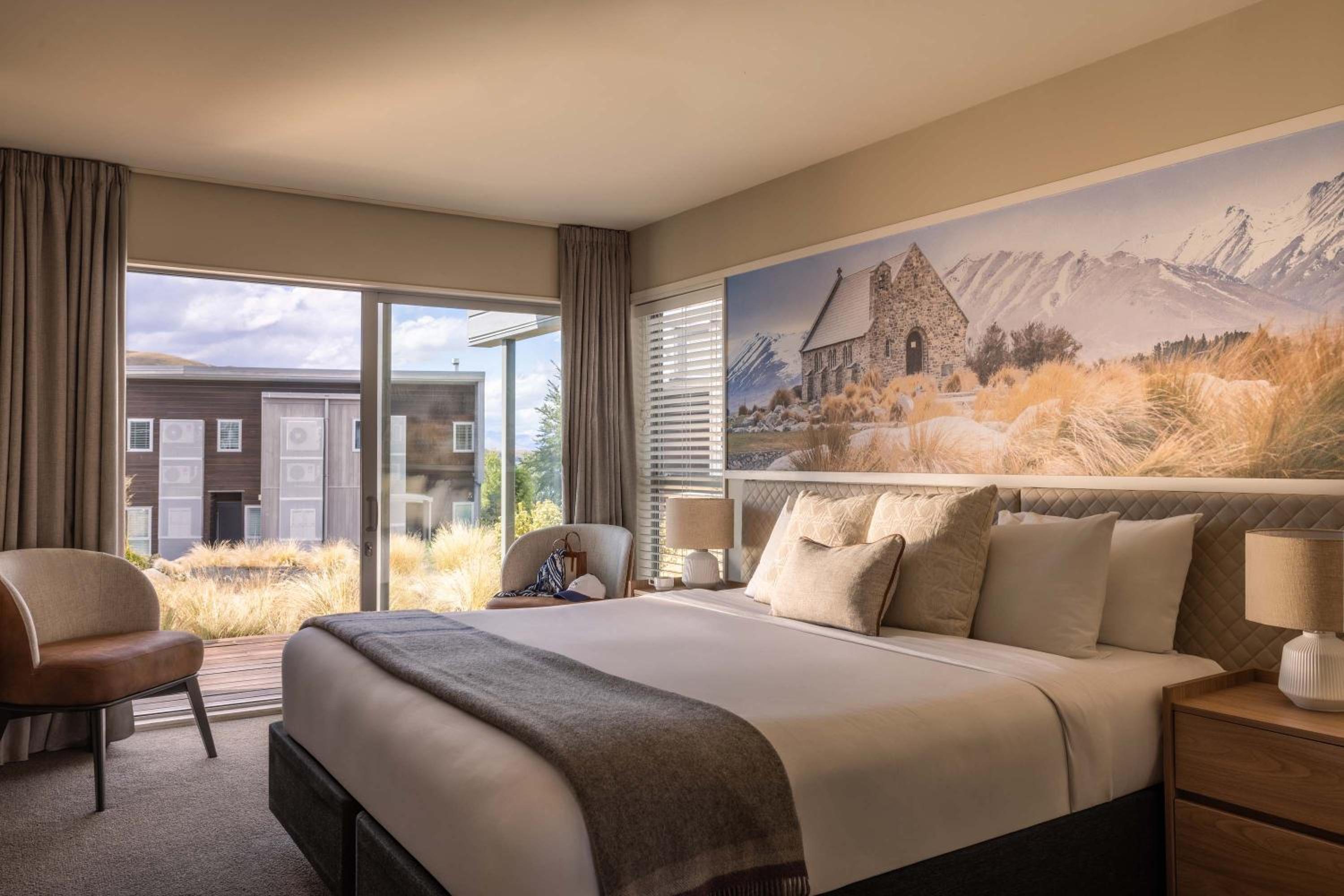 Three-bedroom mountain view villa