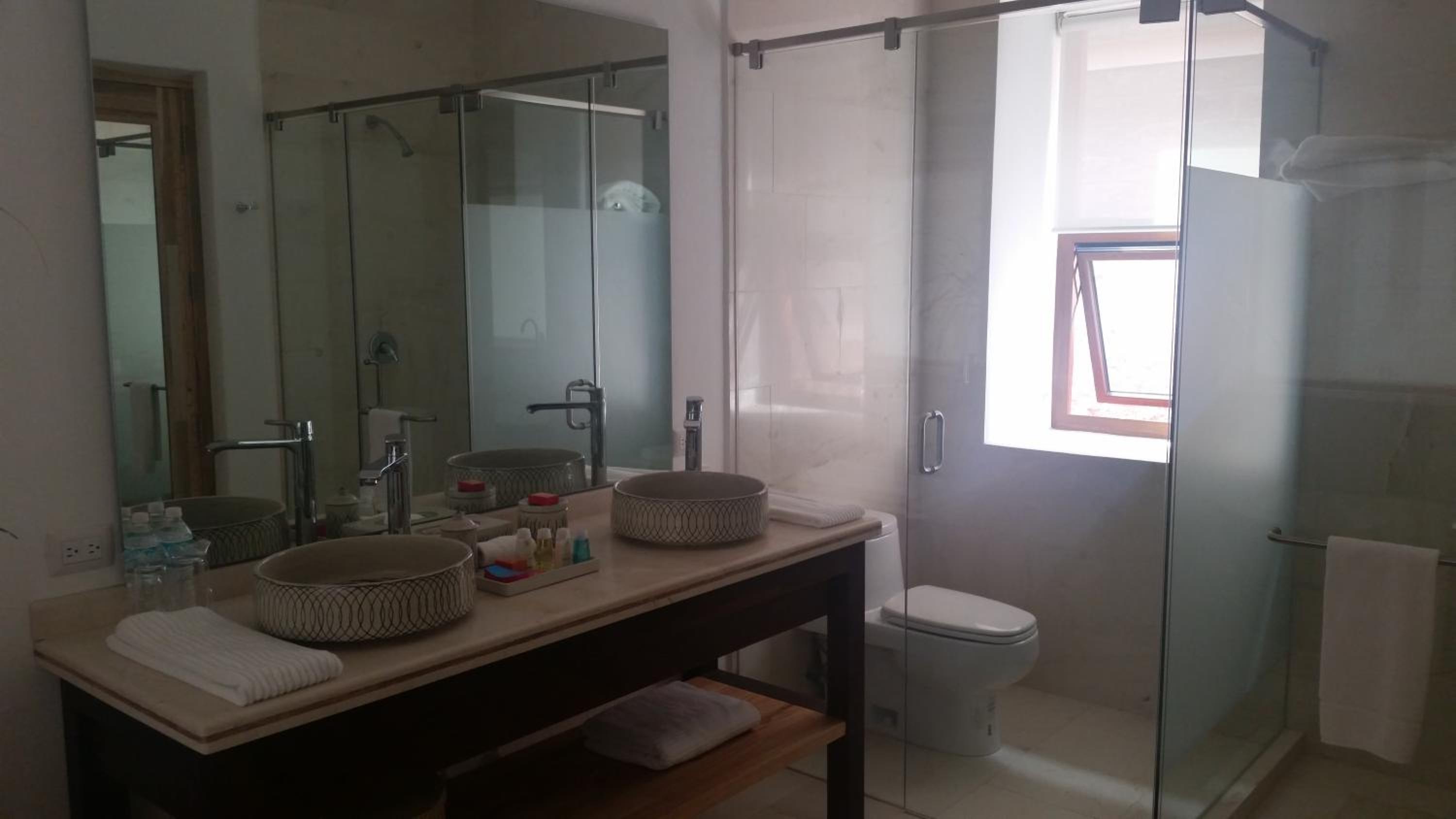 Deluxe Room - Photo 2