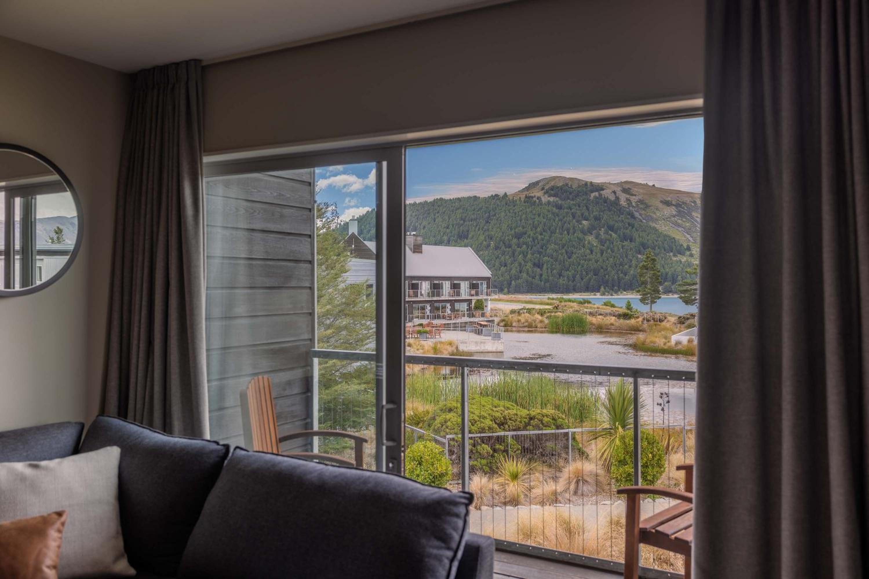 One-Bedroom Mountain View Suite - Photo 2