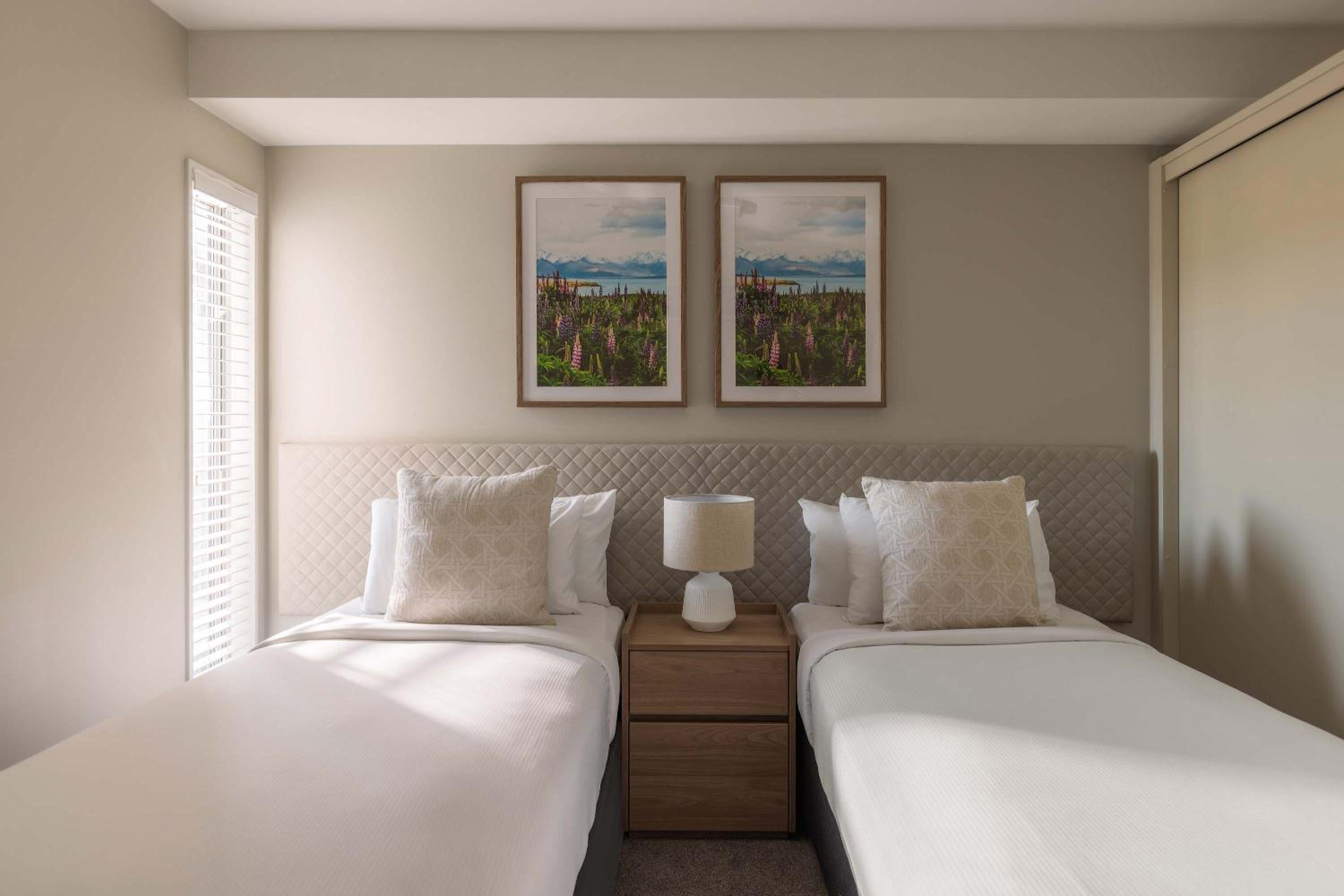 Two-Bedroom Mountain View Suite - Photo 7