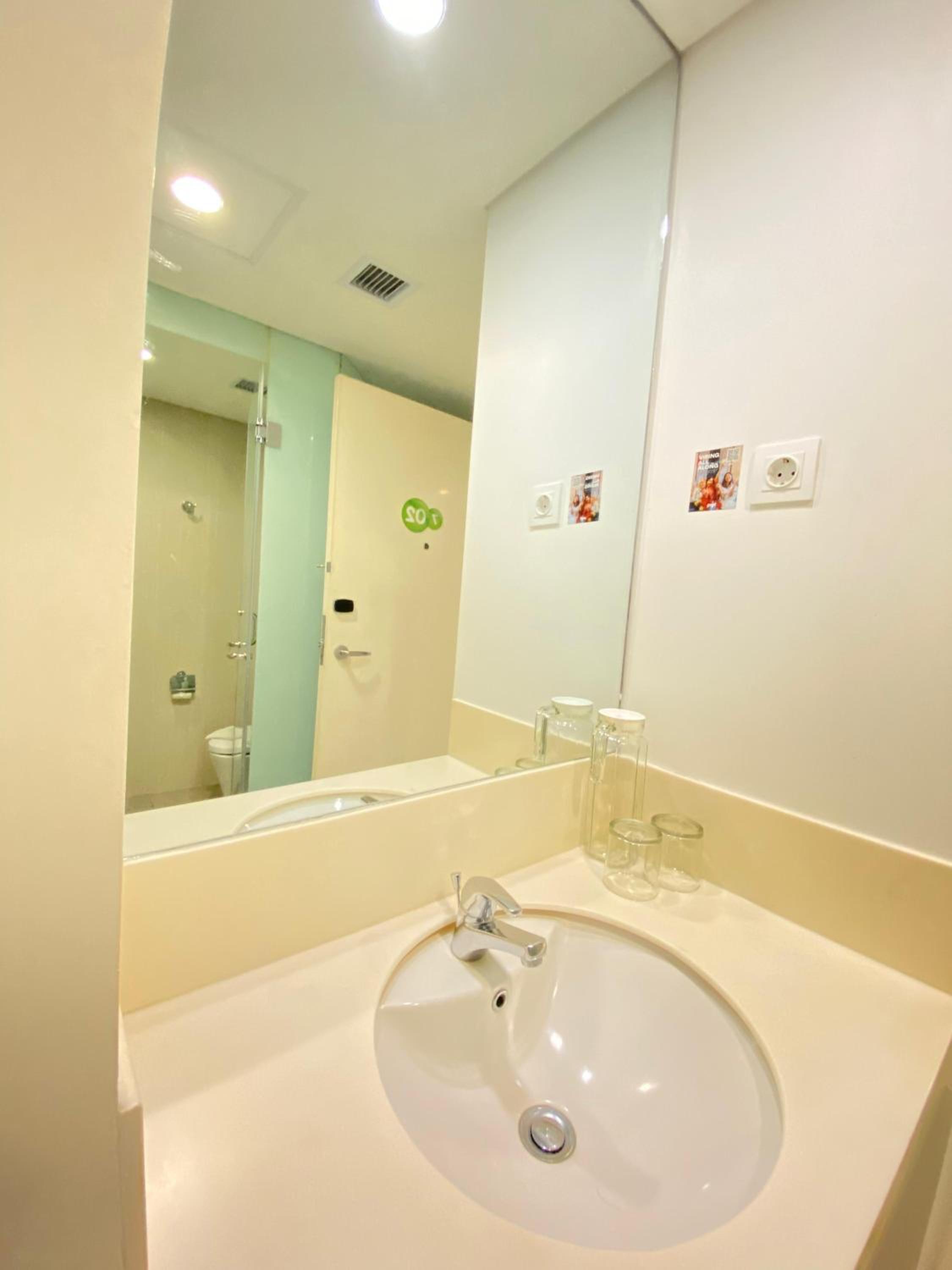 Standard Double Room - Photo 6
