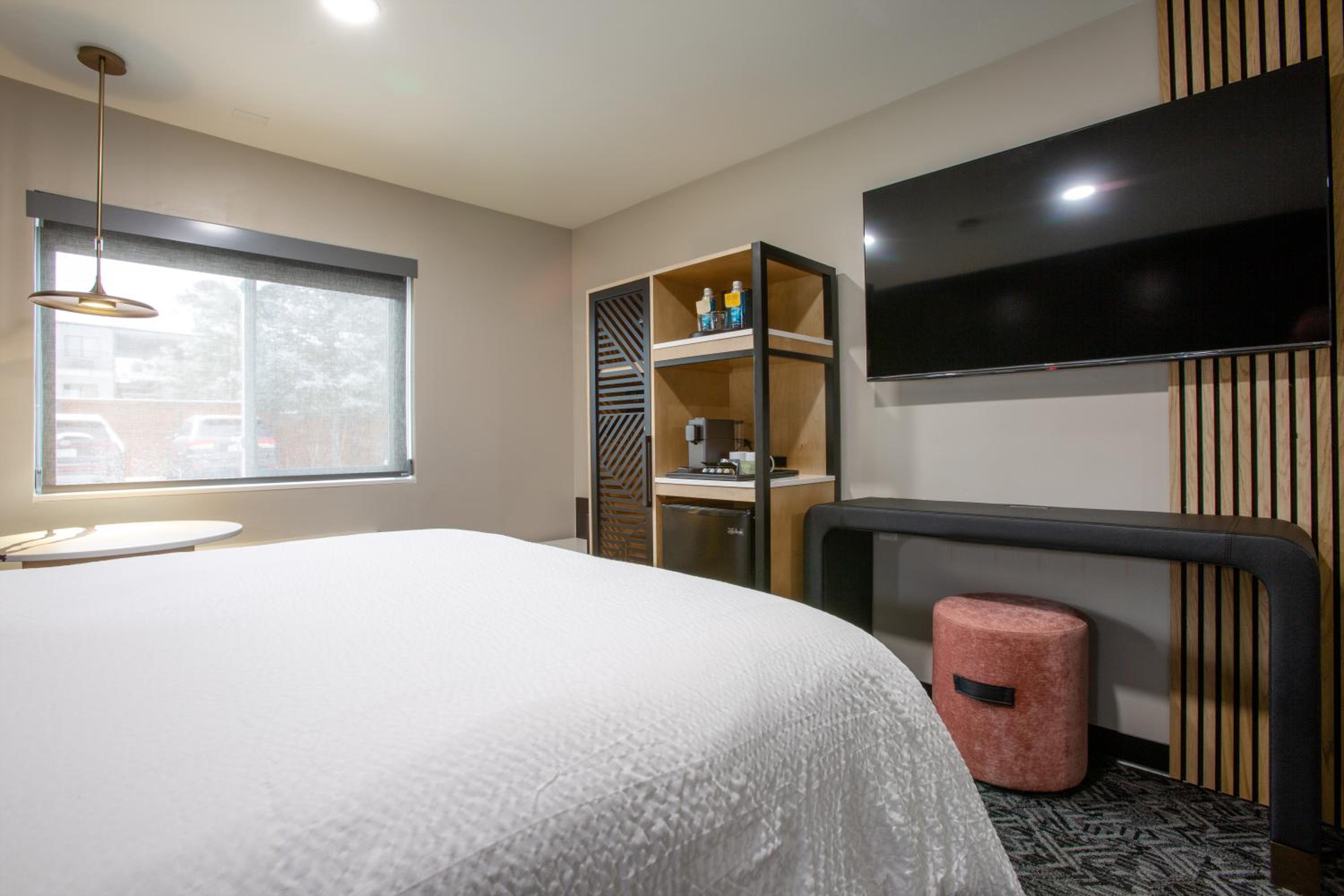 Standard Queen Room with Walk-In Shower