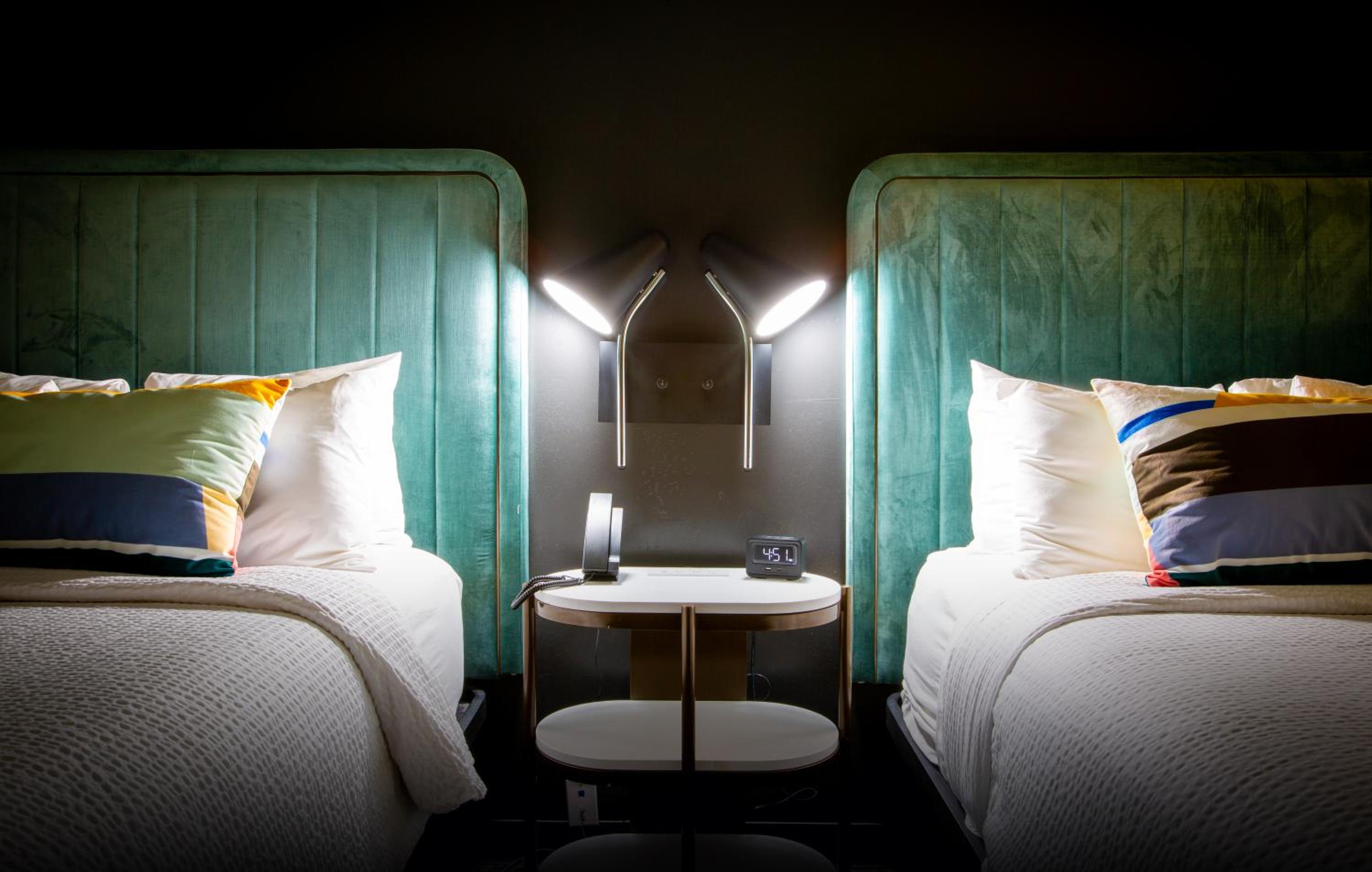 Standard Queen Room with Two Queen Beds and Walk-In Shower - Photo 3