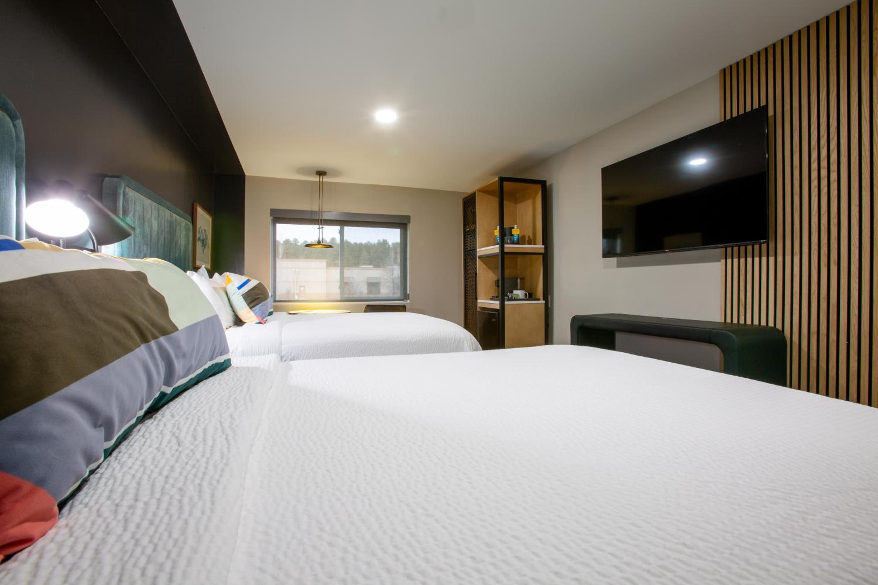 Standard Queen Room with Two Queen Beds and Walk-In Shower - Photo 11