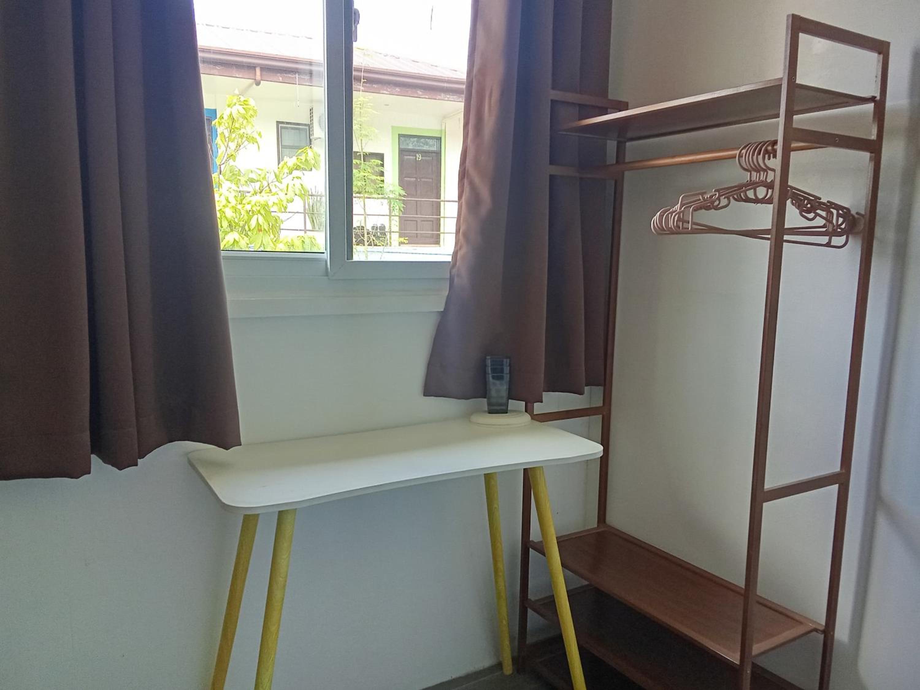Budget Twin Room photo 1