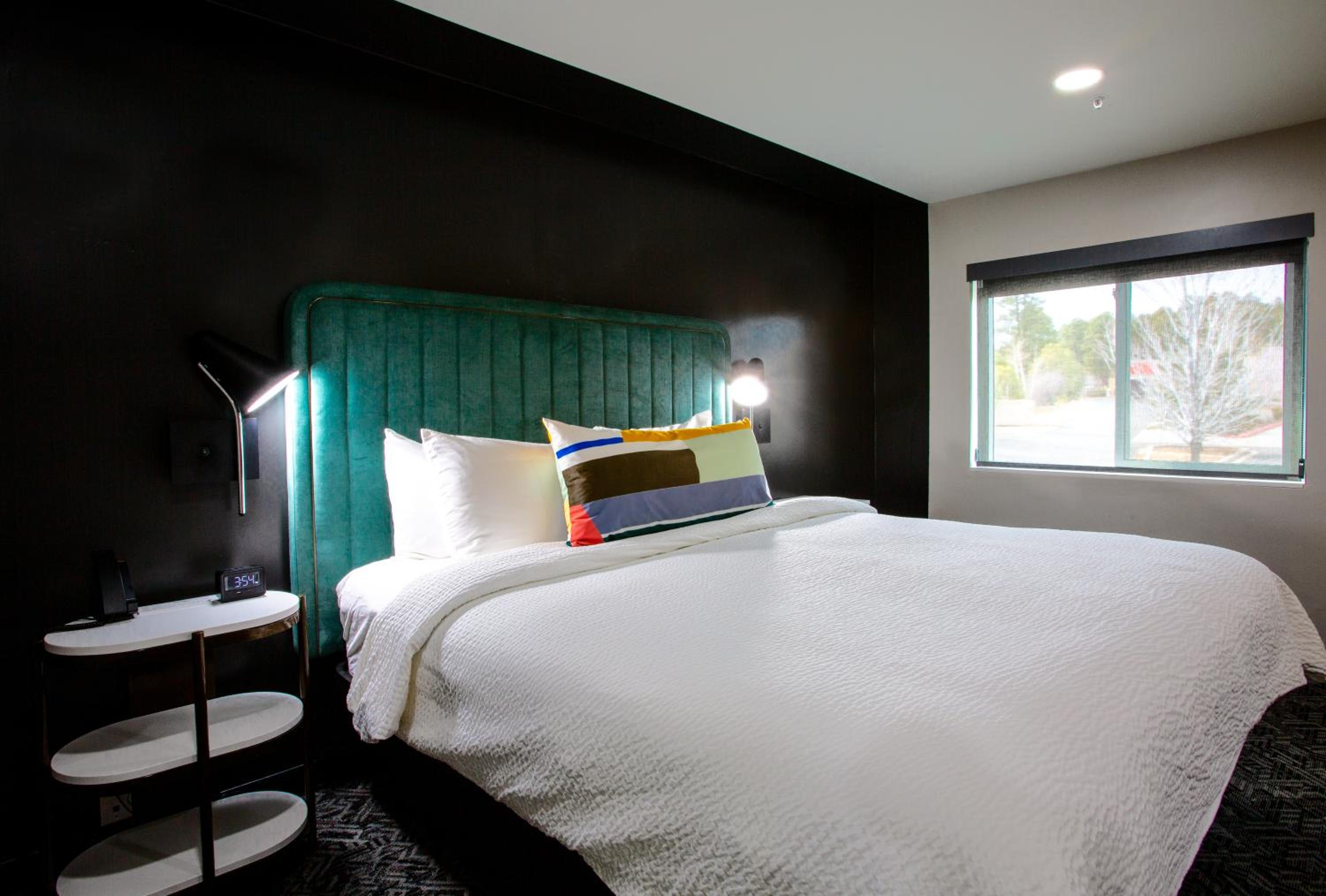 King Suite with Walk-In Shower - Photo 13