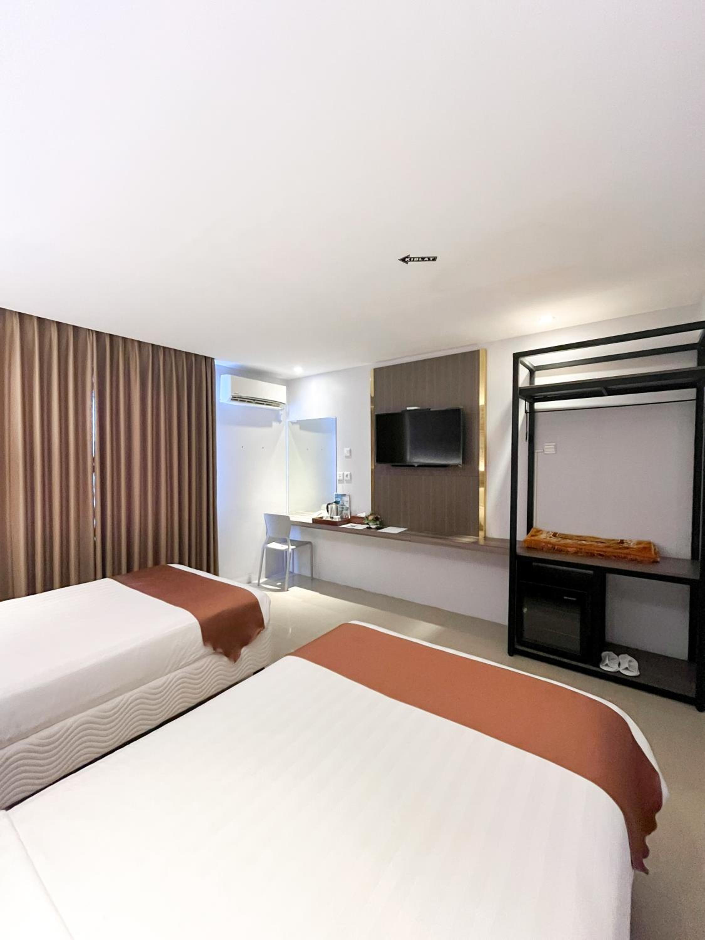 Deluxe Twin Room - Photo 6