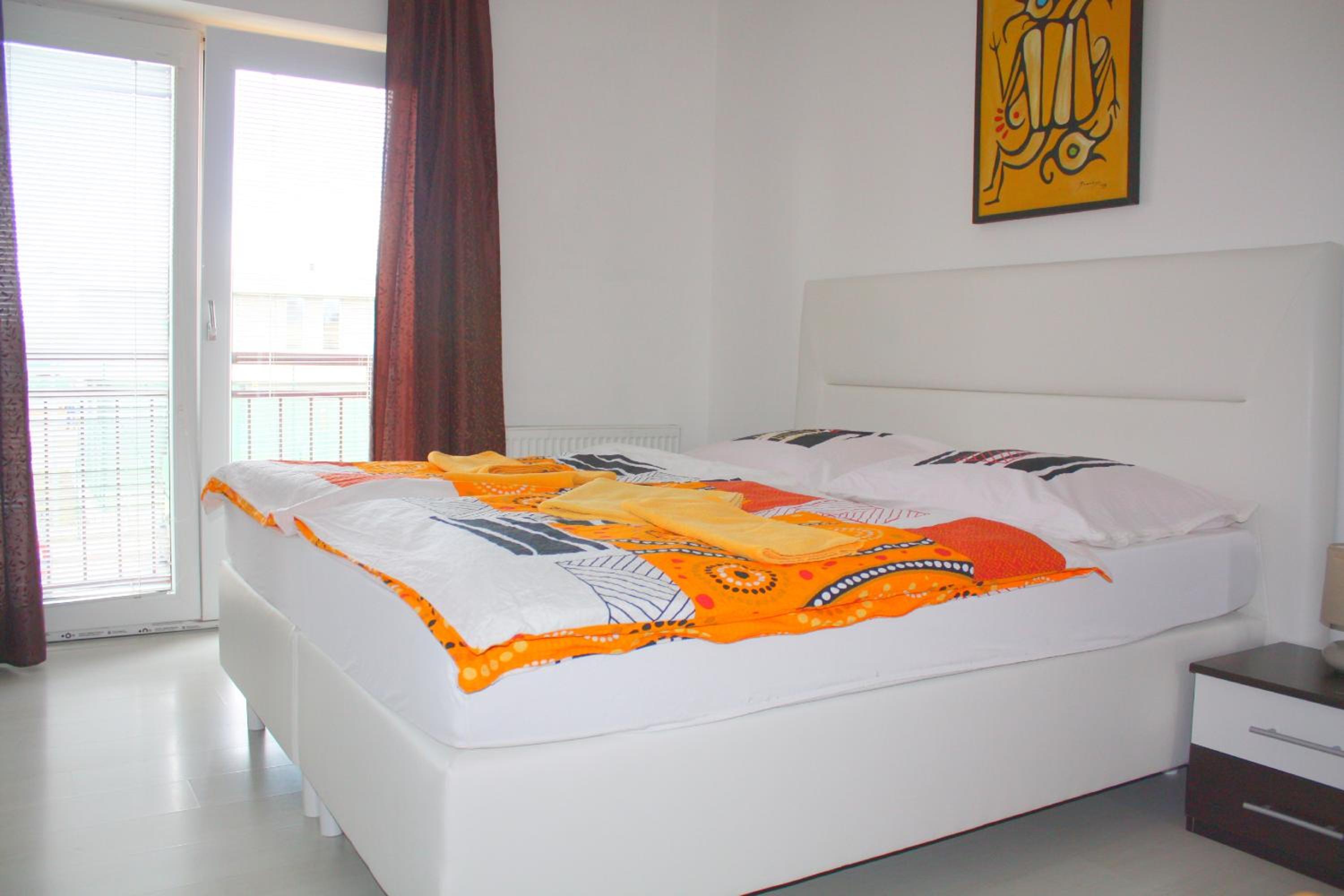 Double Room - Photo 14