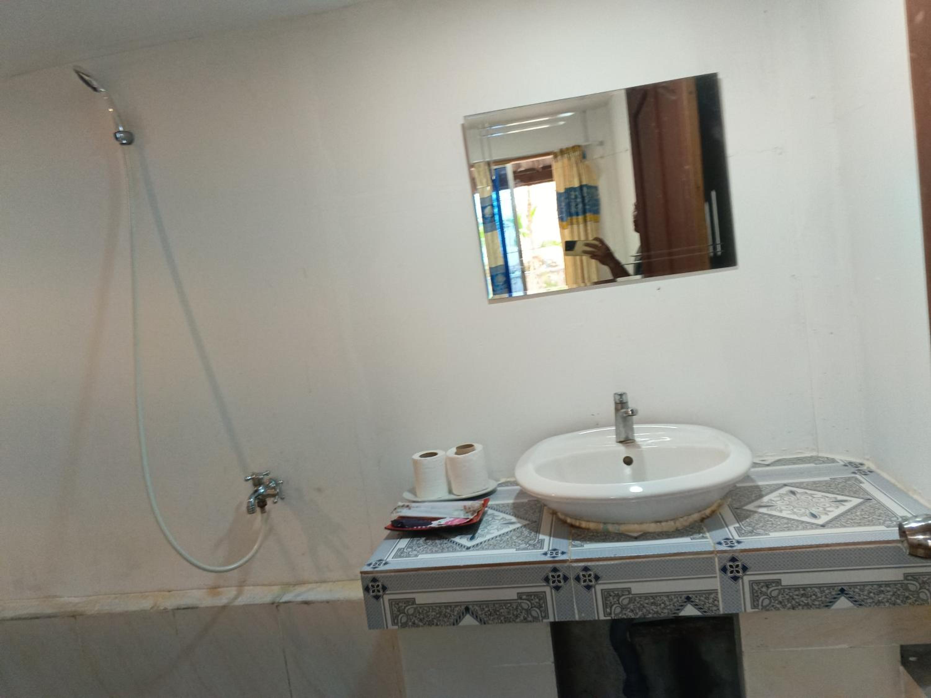Budget Double Room photo 2