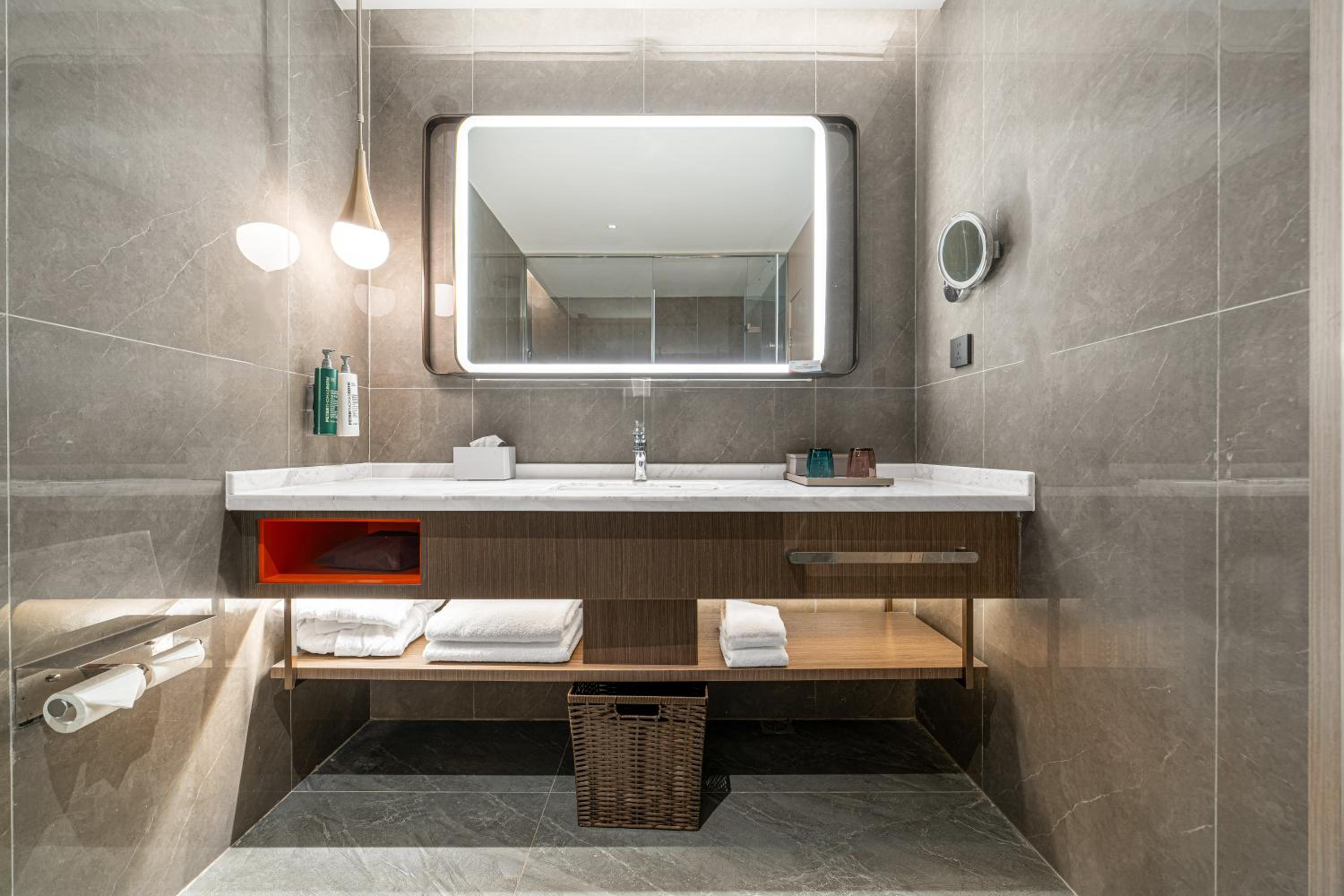 Double Room with Shared Toilet