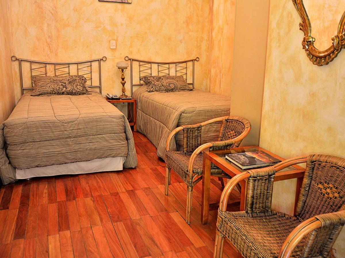 Twin Room photo 2