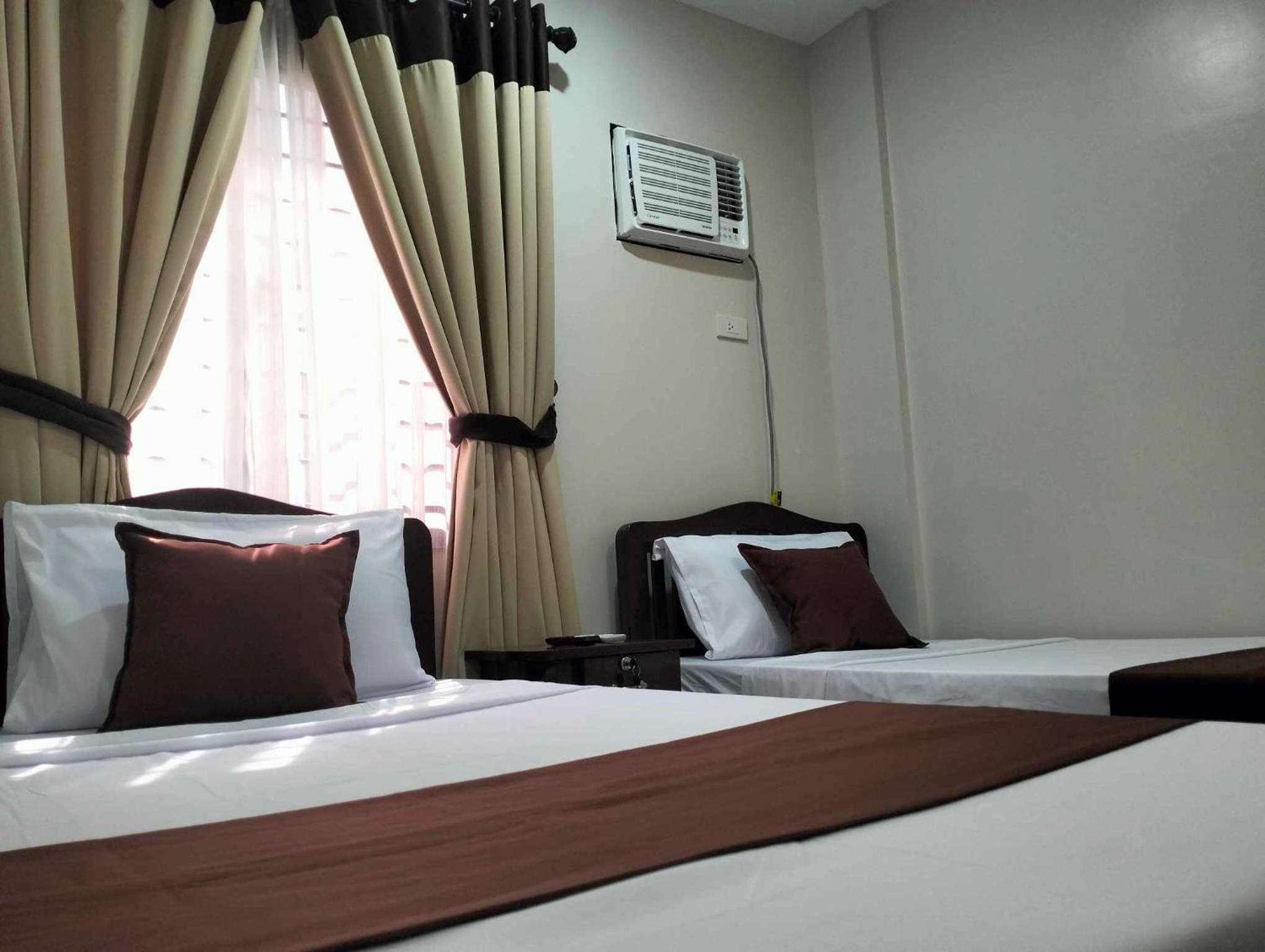 Triple Room - Photo 2