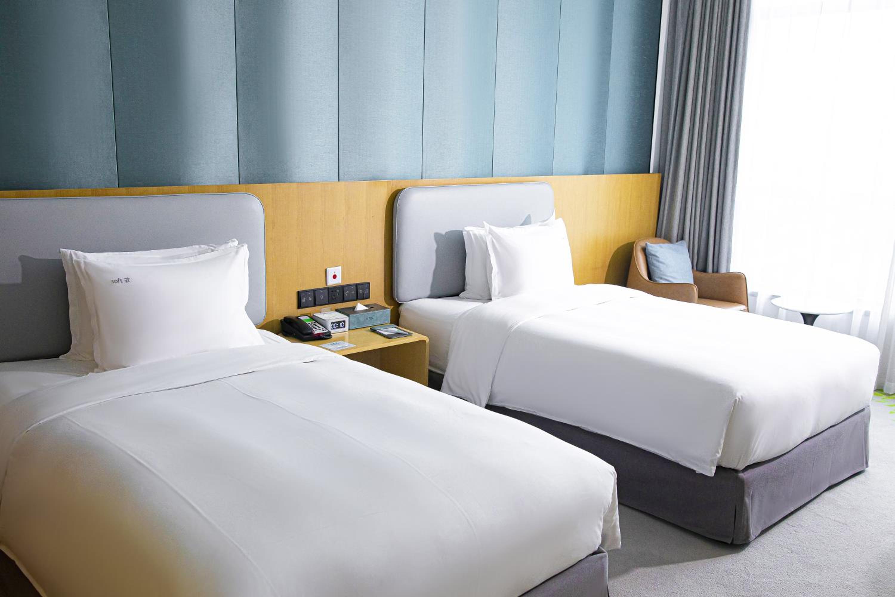 Standard King Room - Accessible