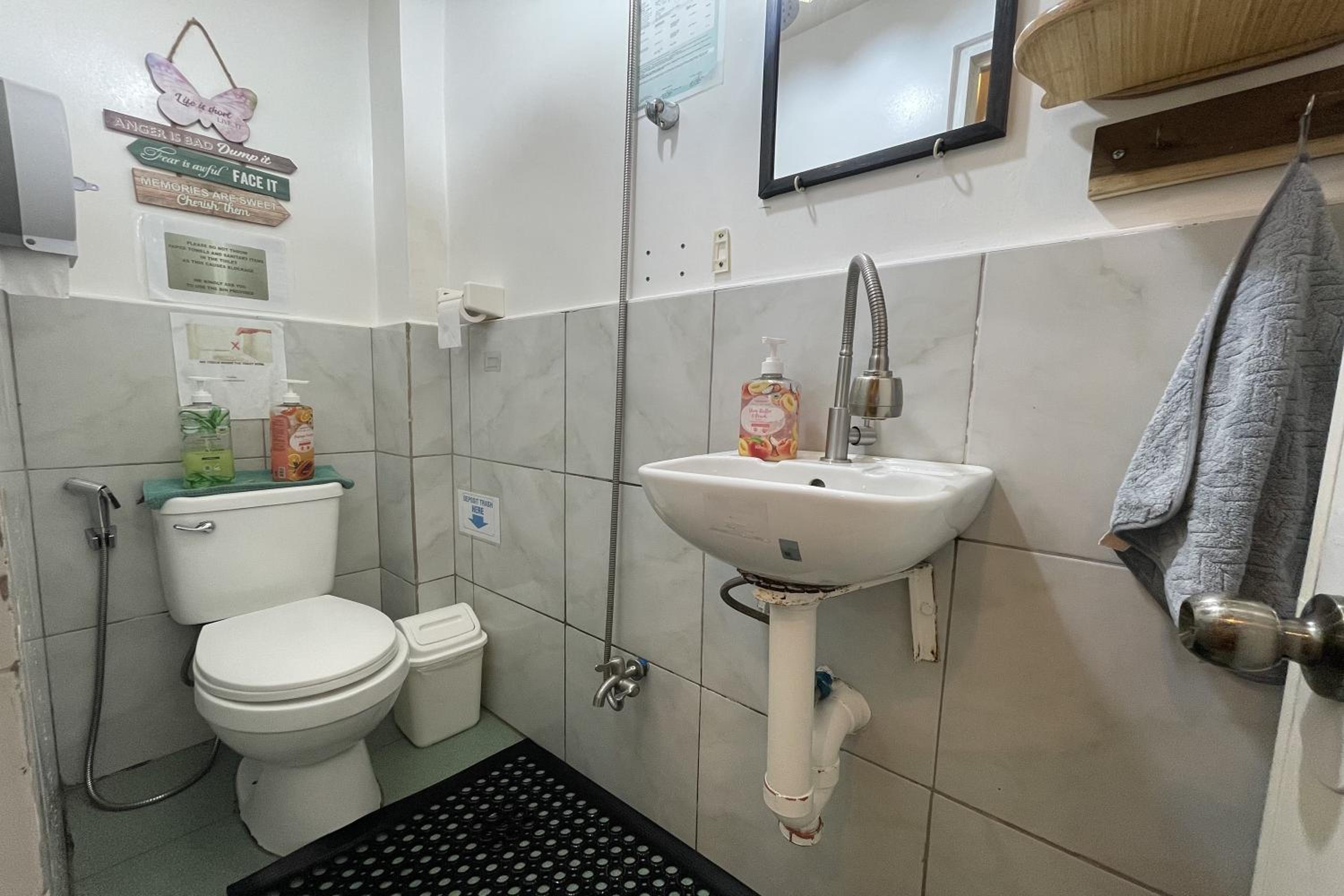 Budget Single Room photo 3