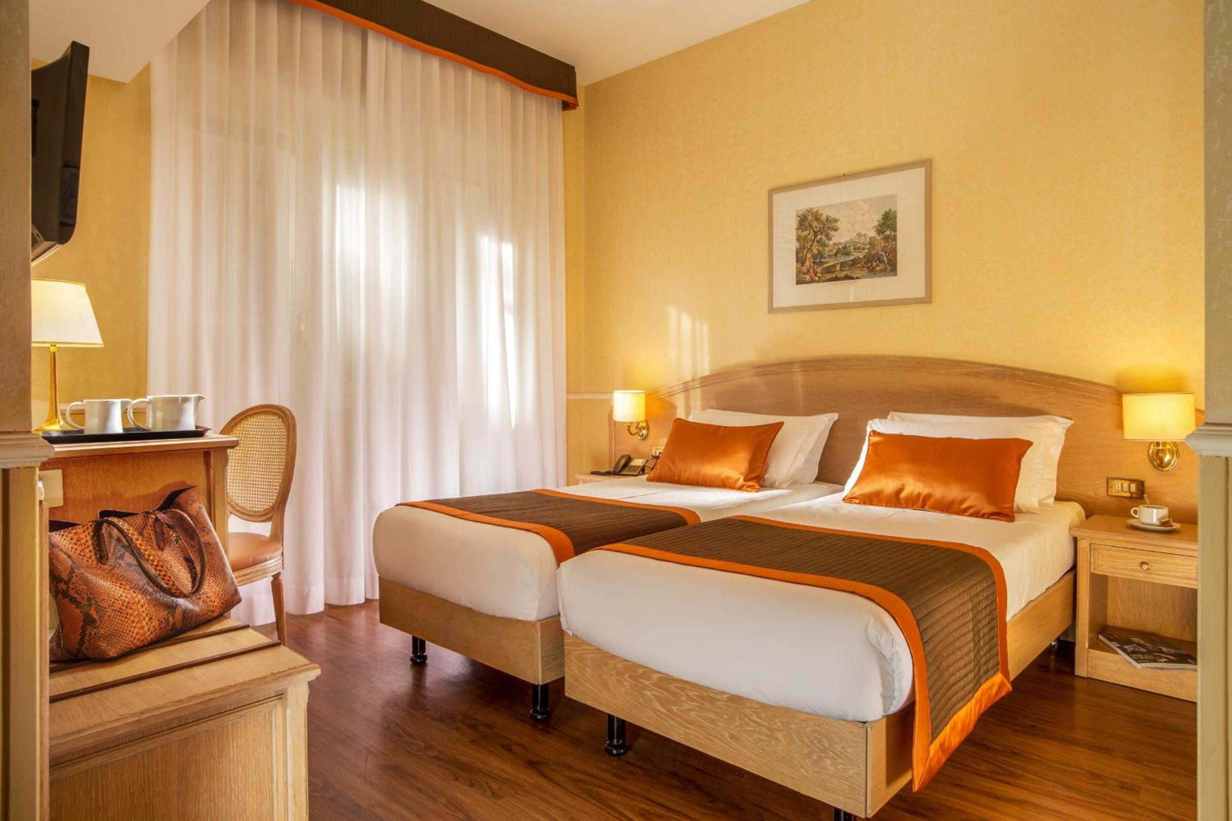 Twin Room photo 1