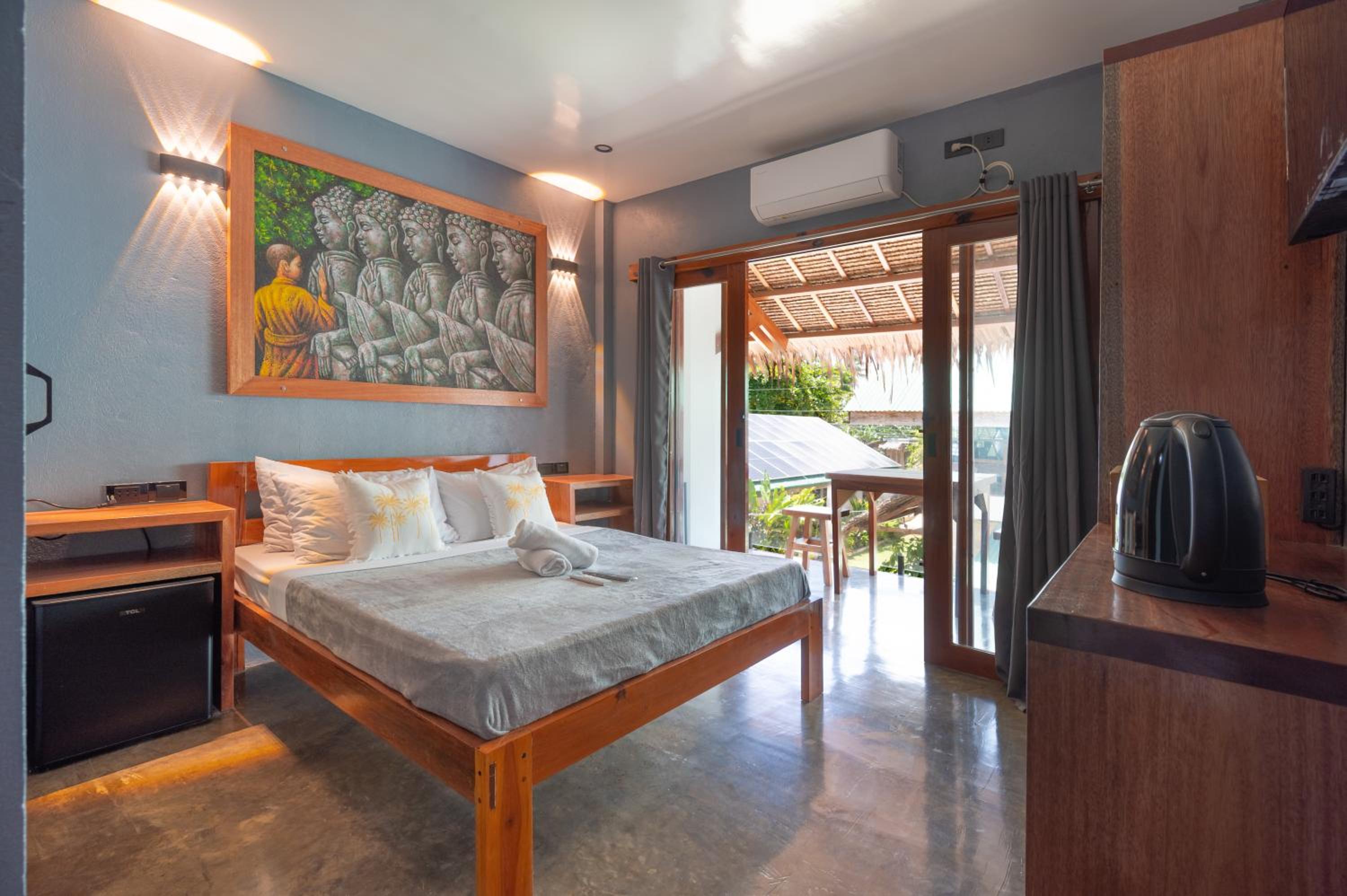 Deluxe Double Room - Photo 18