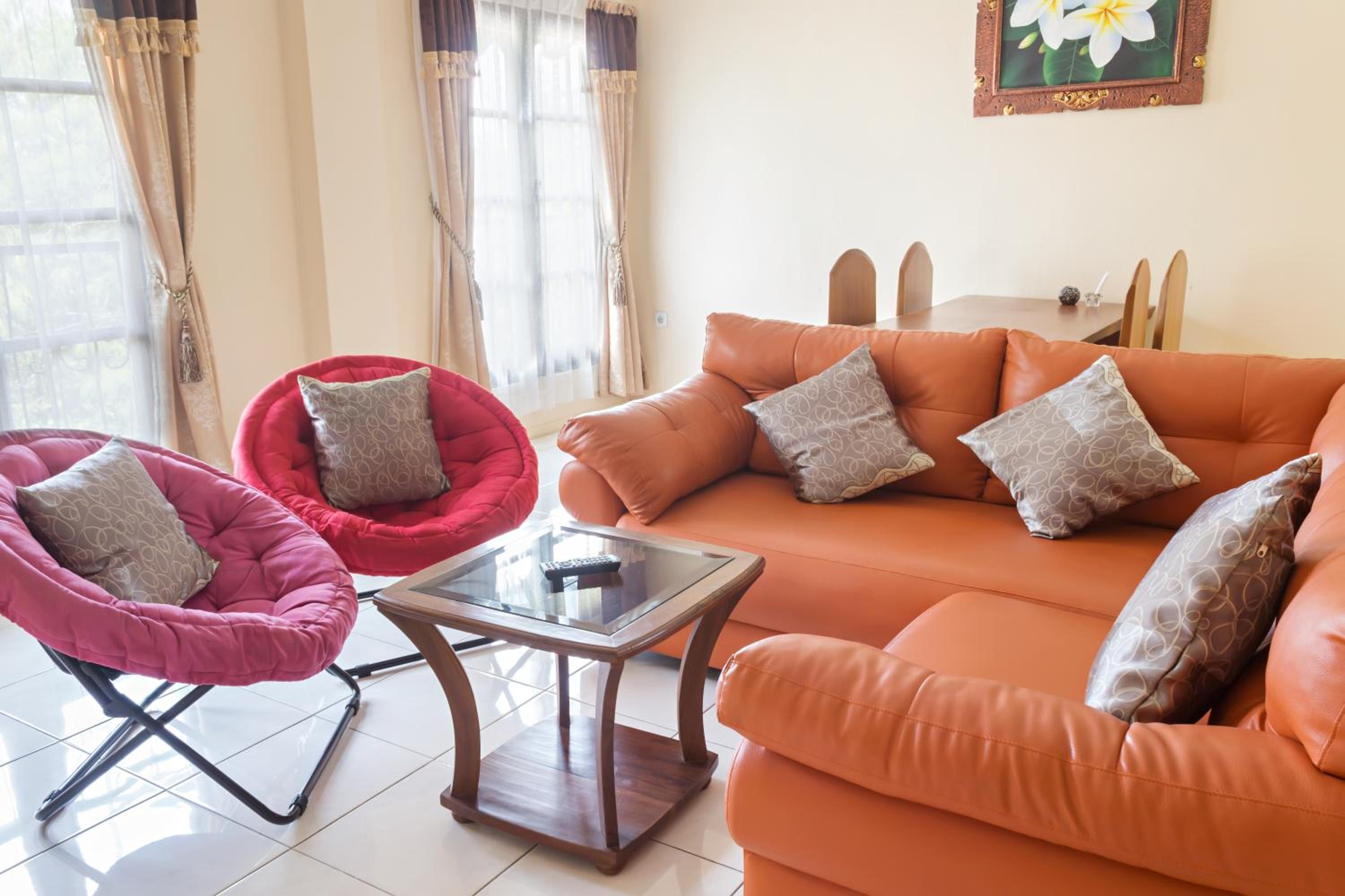Family Room - Photo 19