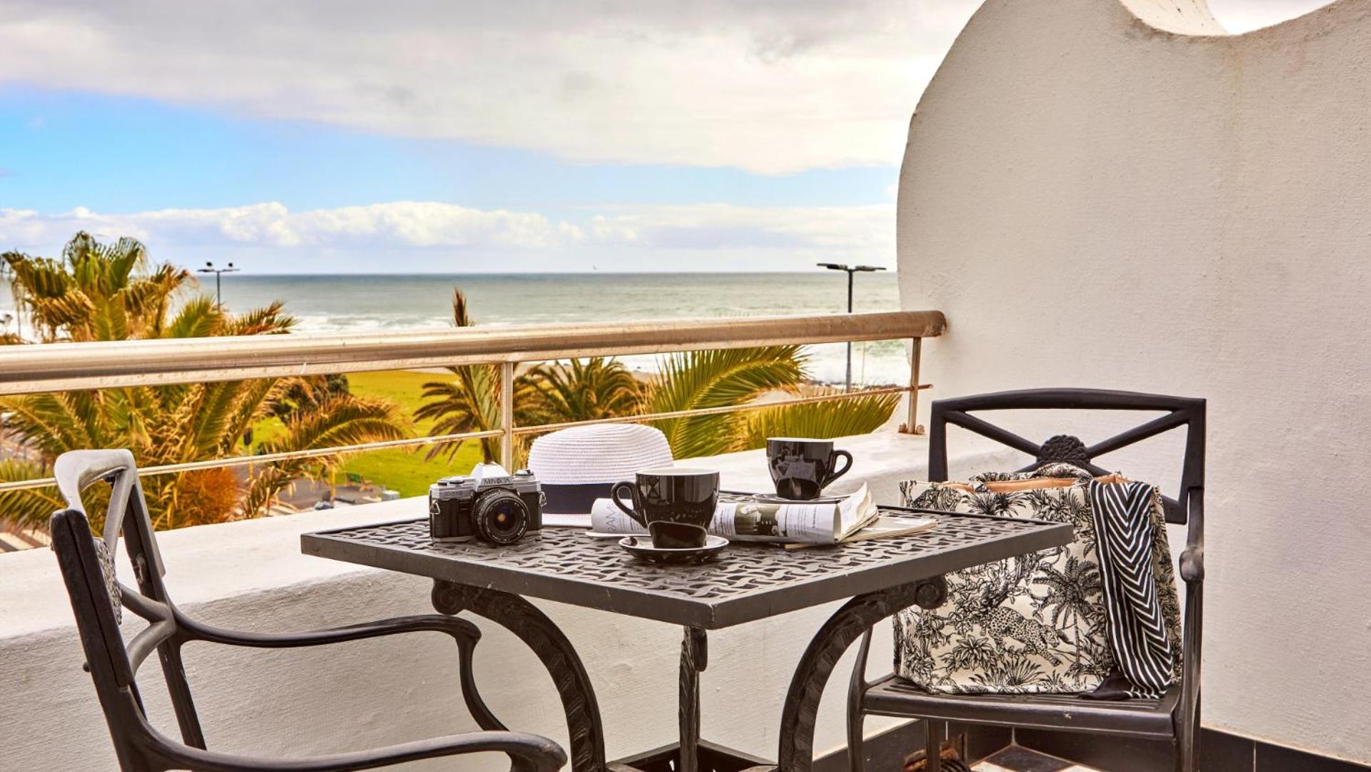 Luxury Balcony Suite photo 1