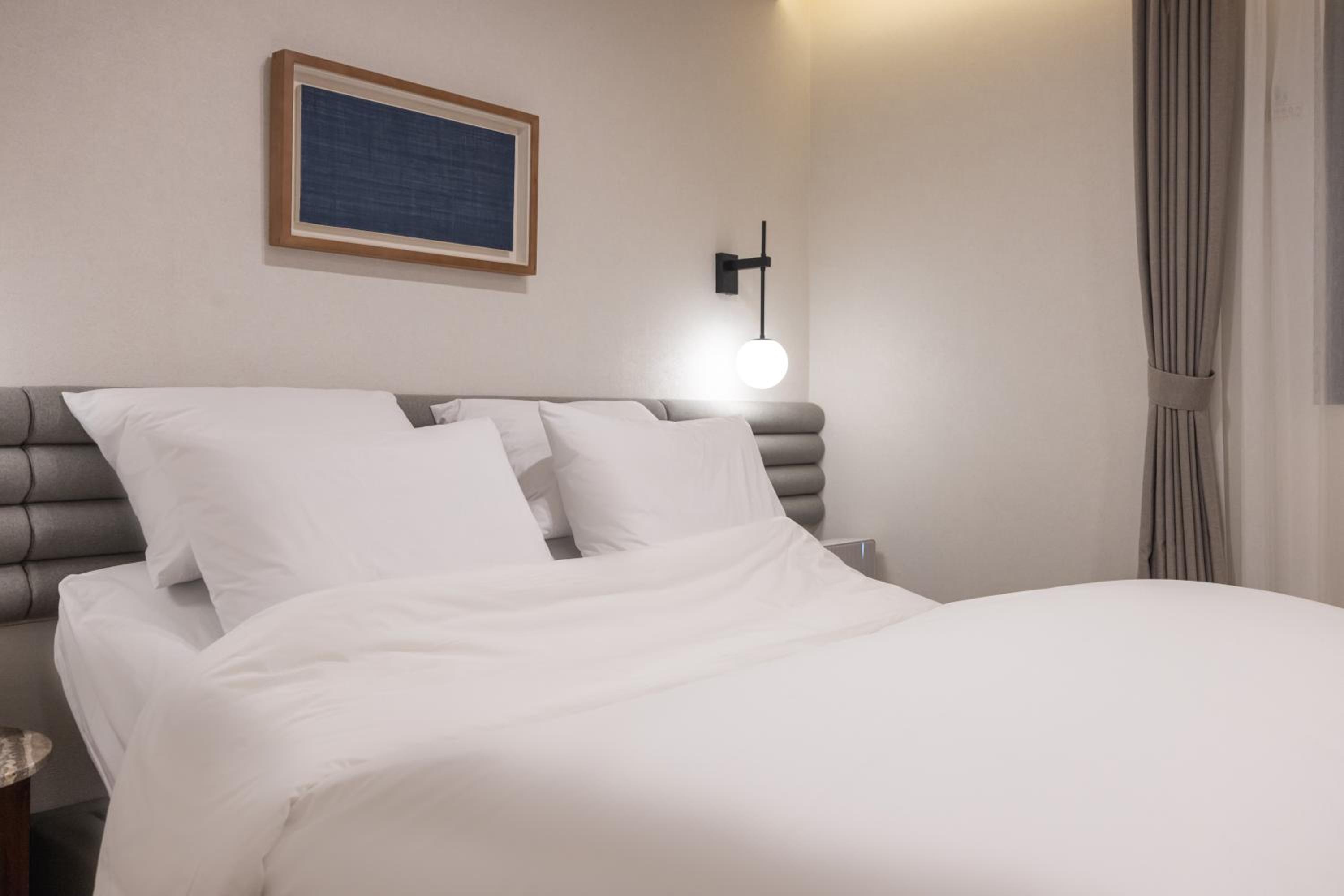 Premium Double Room with Motion Bed