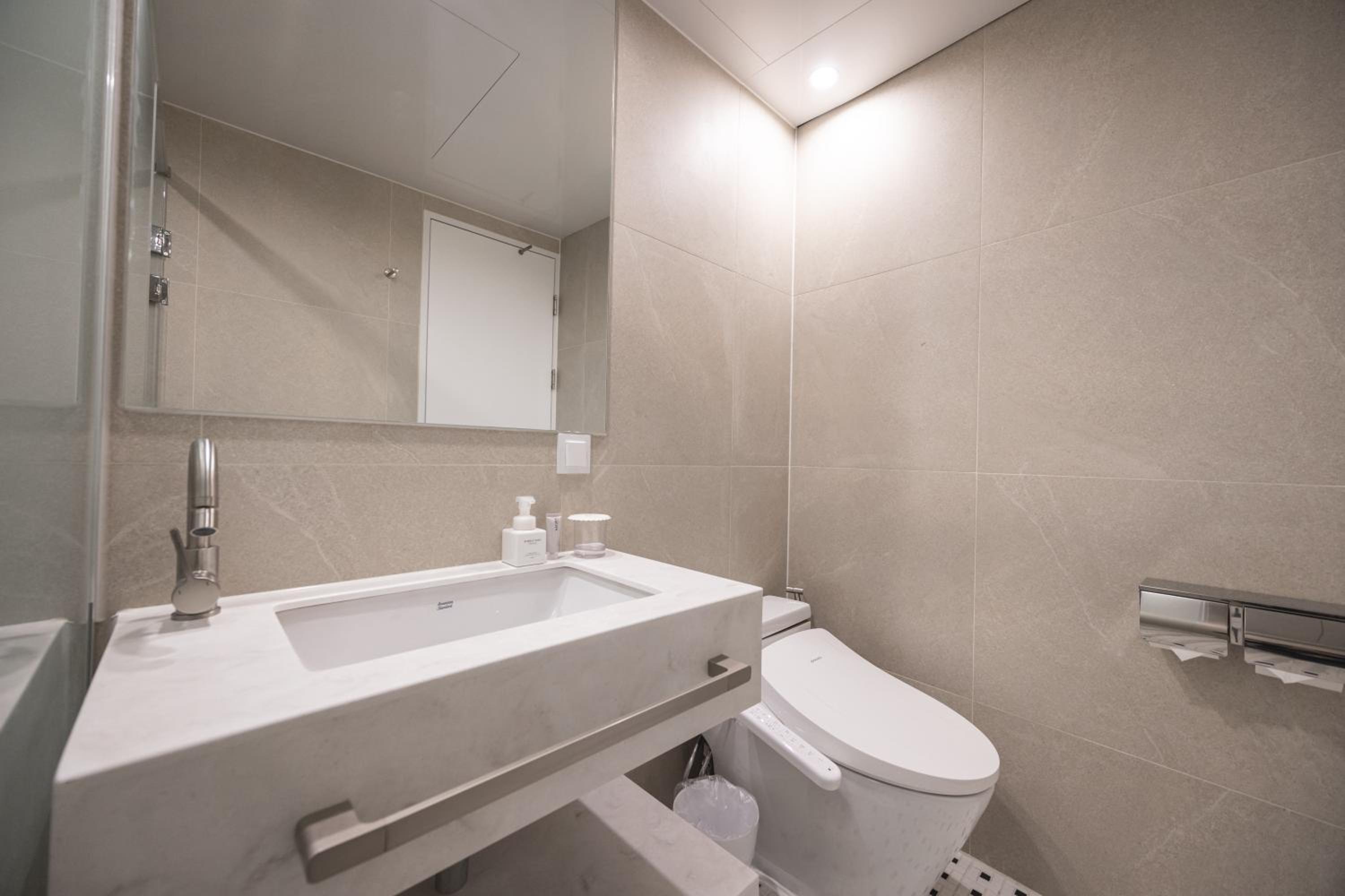 Deluxe Double Room with Styler