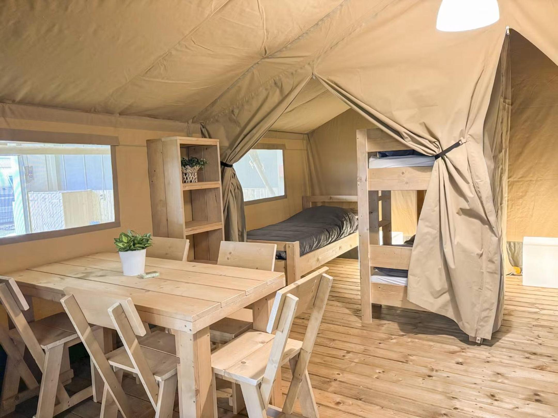 Tent - Photo 5