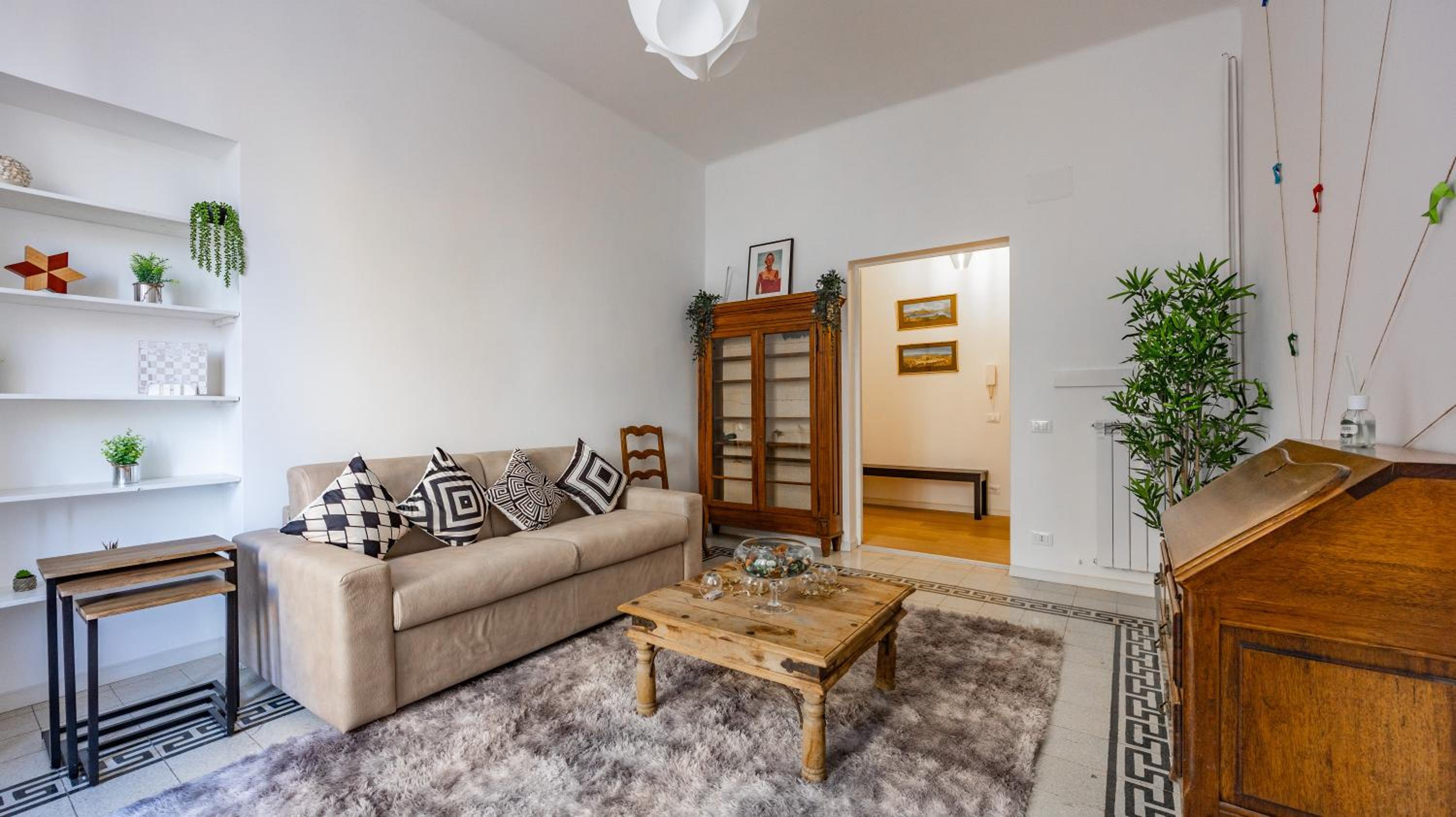 One-Bedroom Apartment