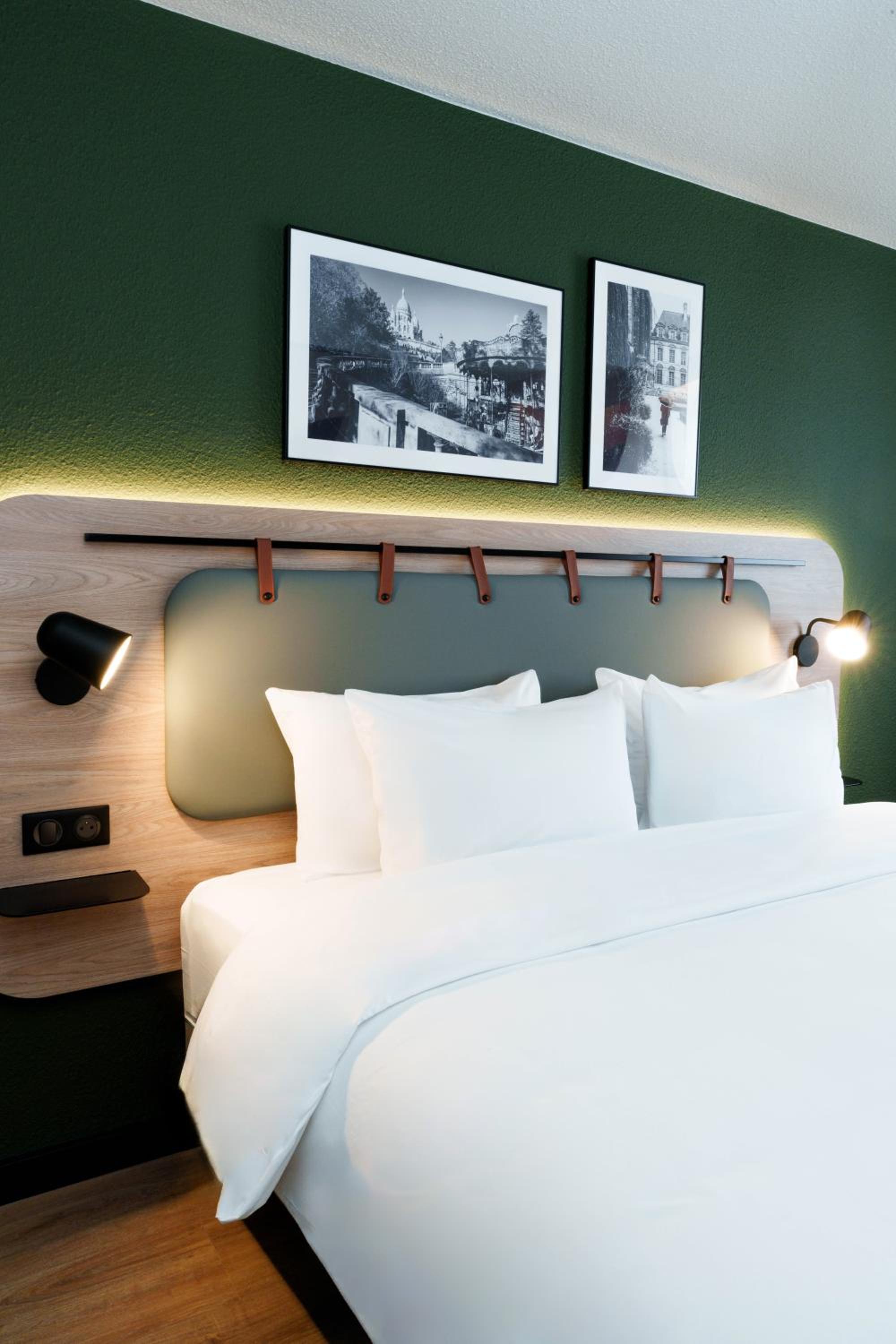 Superior Room - 1 King Bed - Photo 1