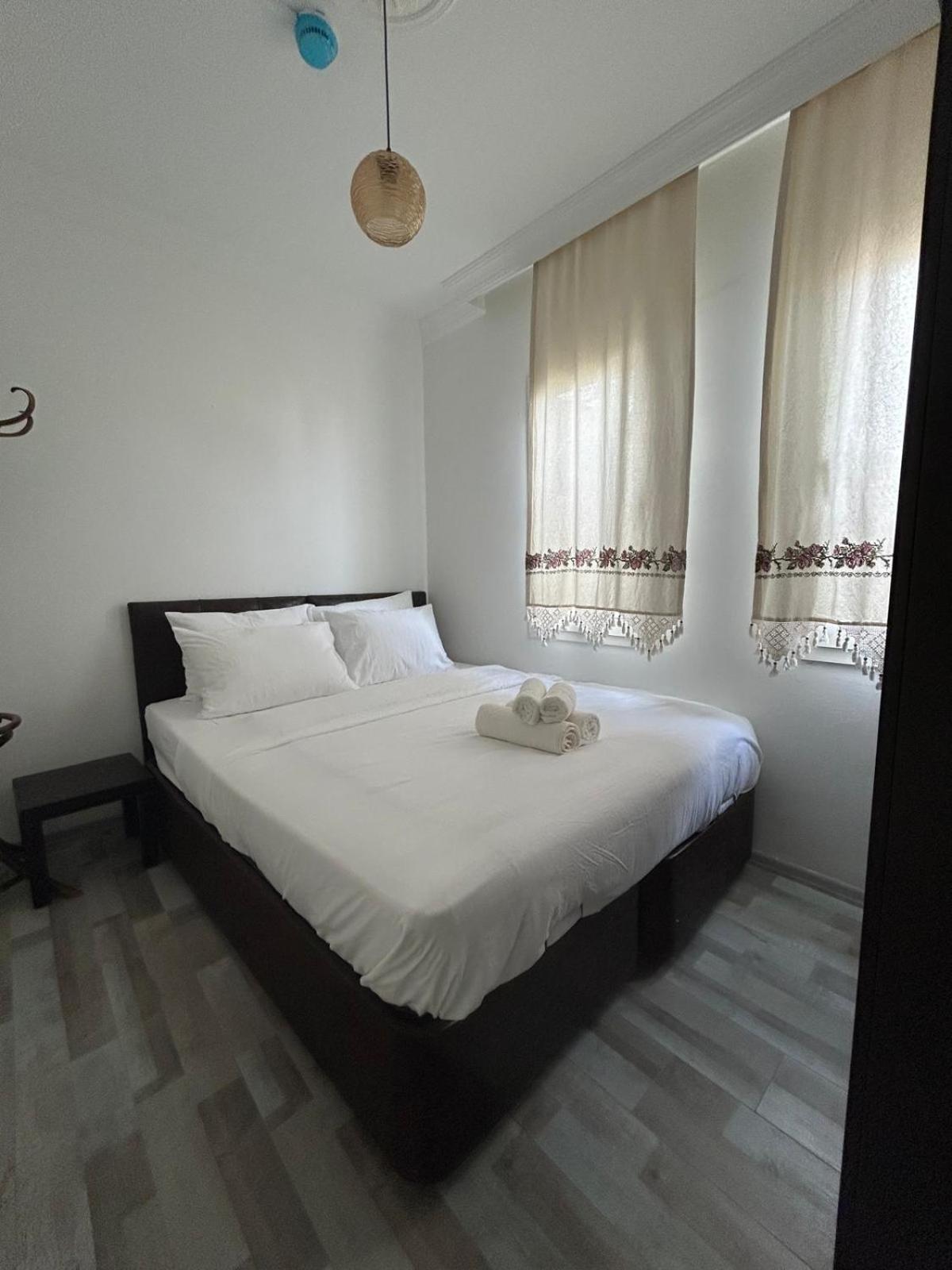 Apartment - Ground Floor photo 3