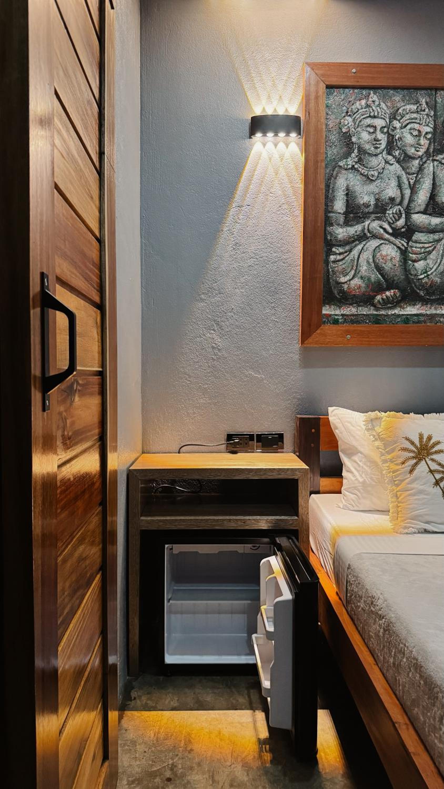 Deluxe Double Room - Photo 9