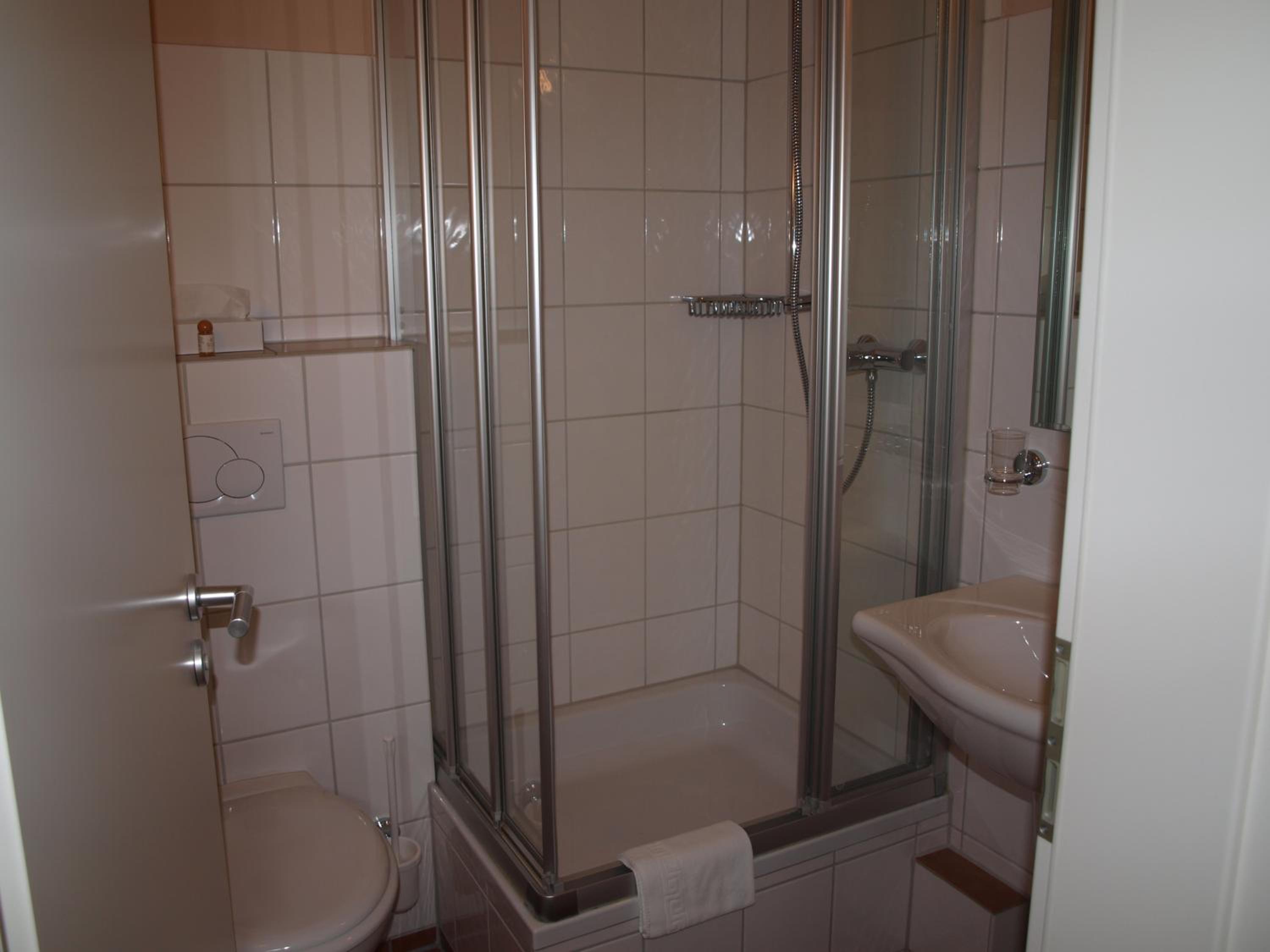 Single Room with Shower photo 2
