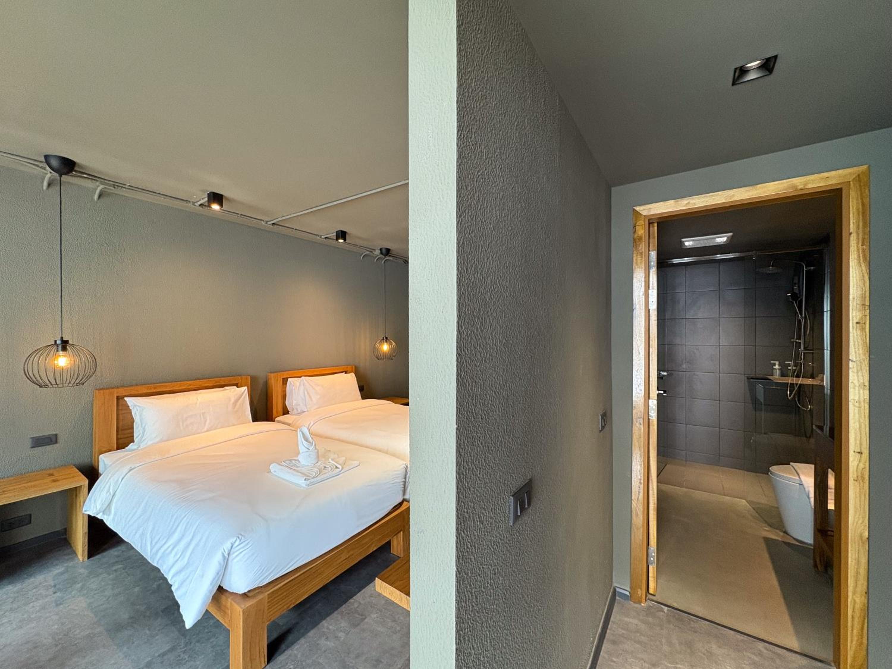 Deluxe Twin Room photo 2