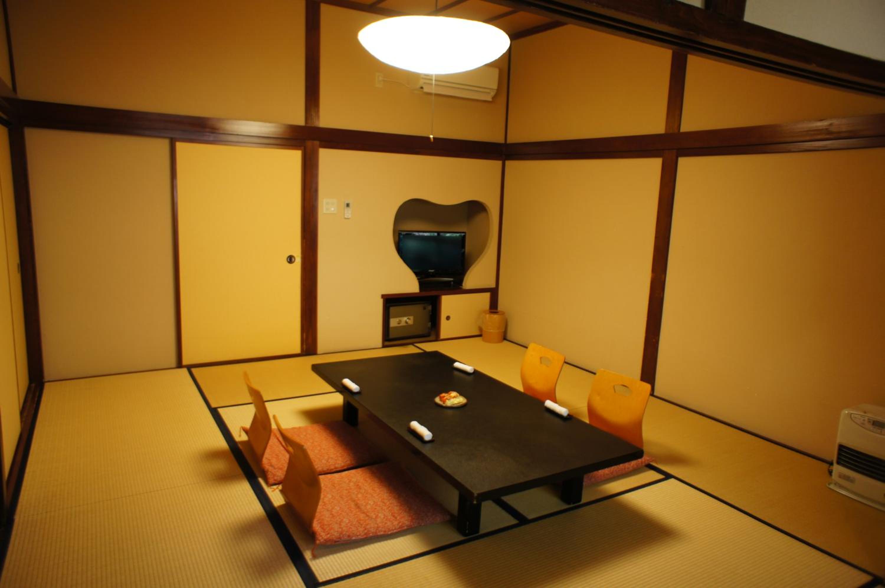 Japanese-Style Room - Main Building - Photo 5