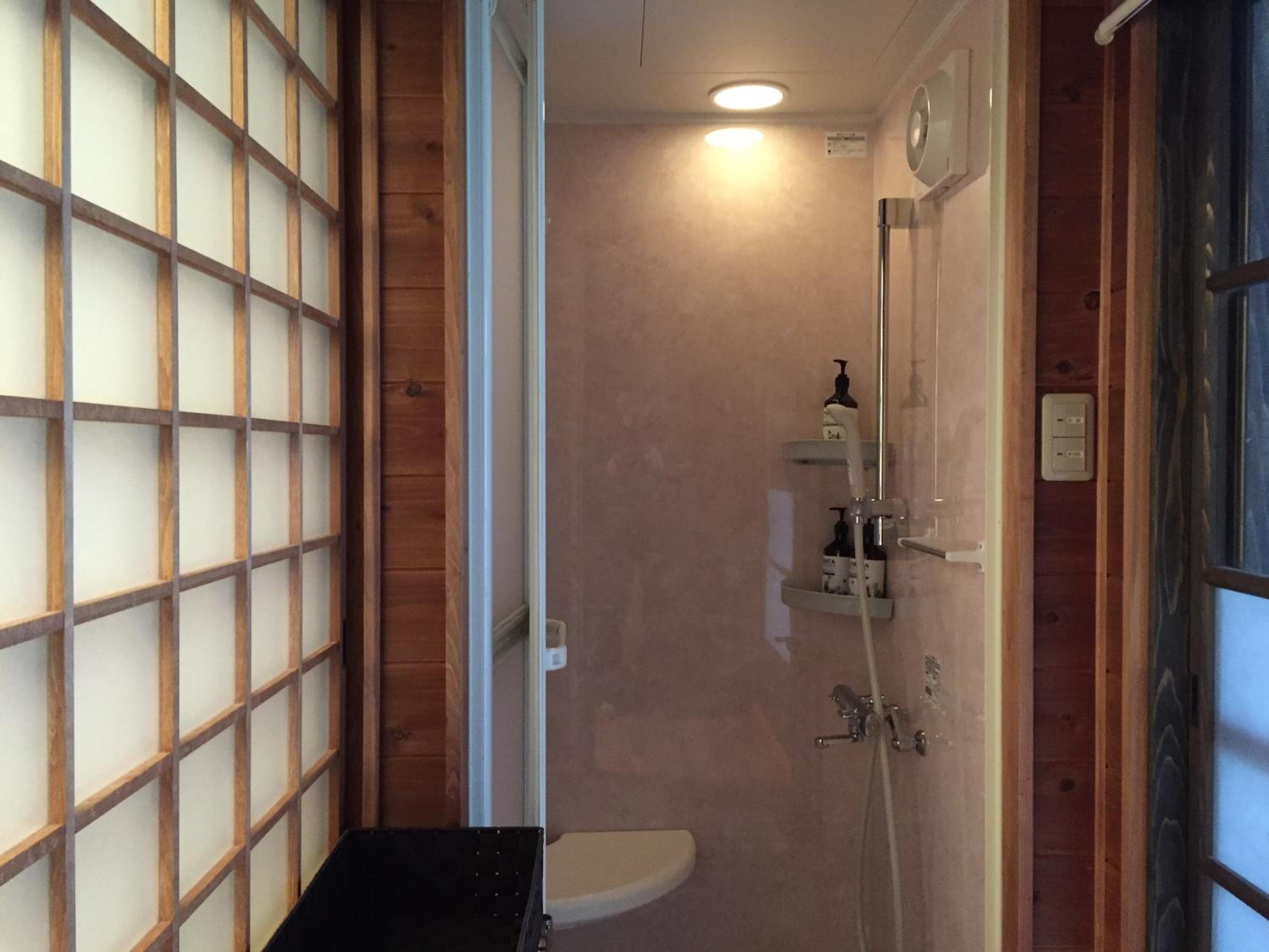 Japanese-Style Townhouse - Photo 5