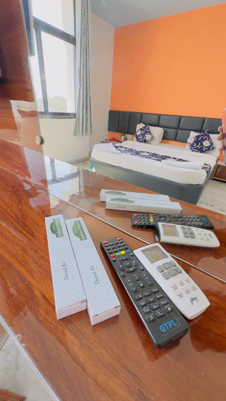 Standard Family Room - Photo 6